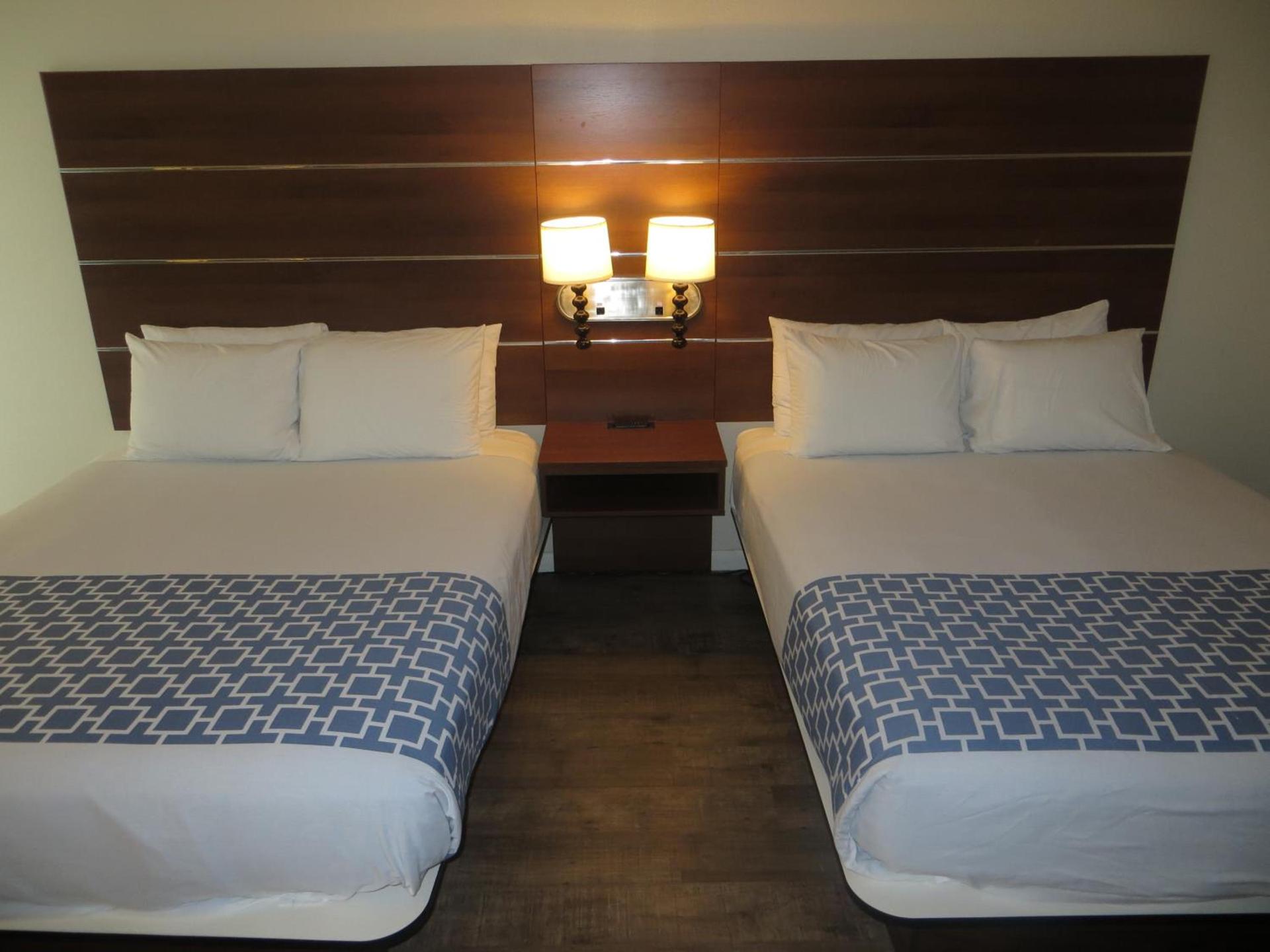 Sterling Inn photo 58