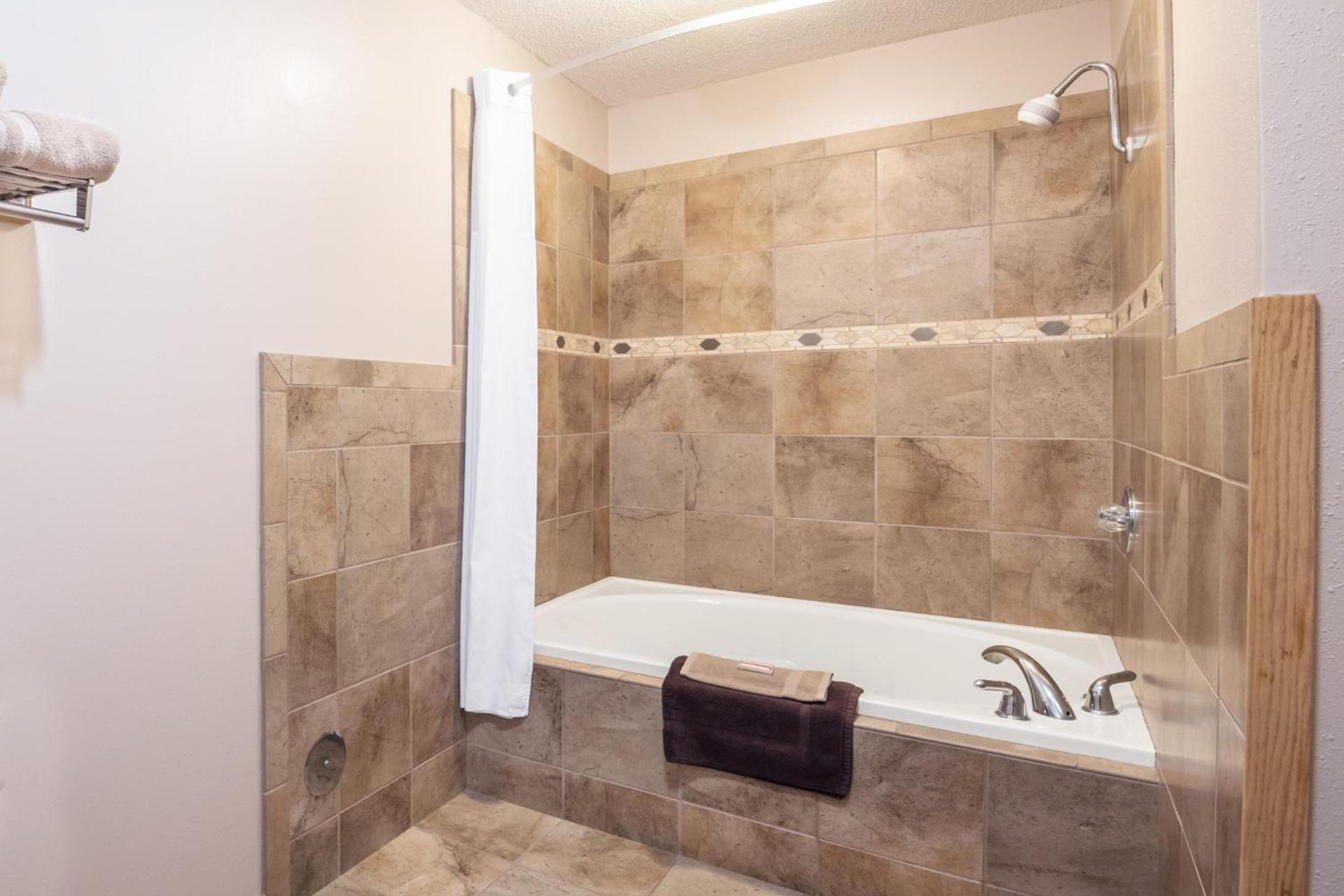 Days Inn by Wyndham Spearfish photo 18