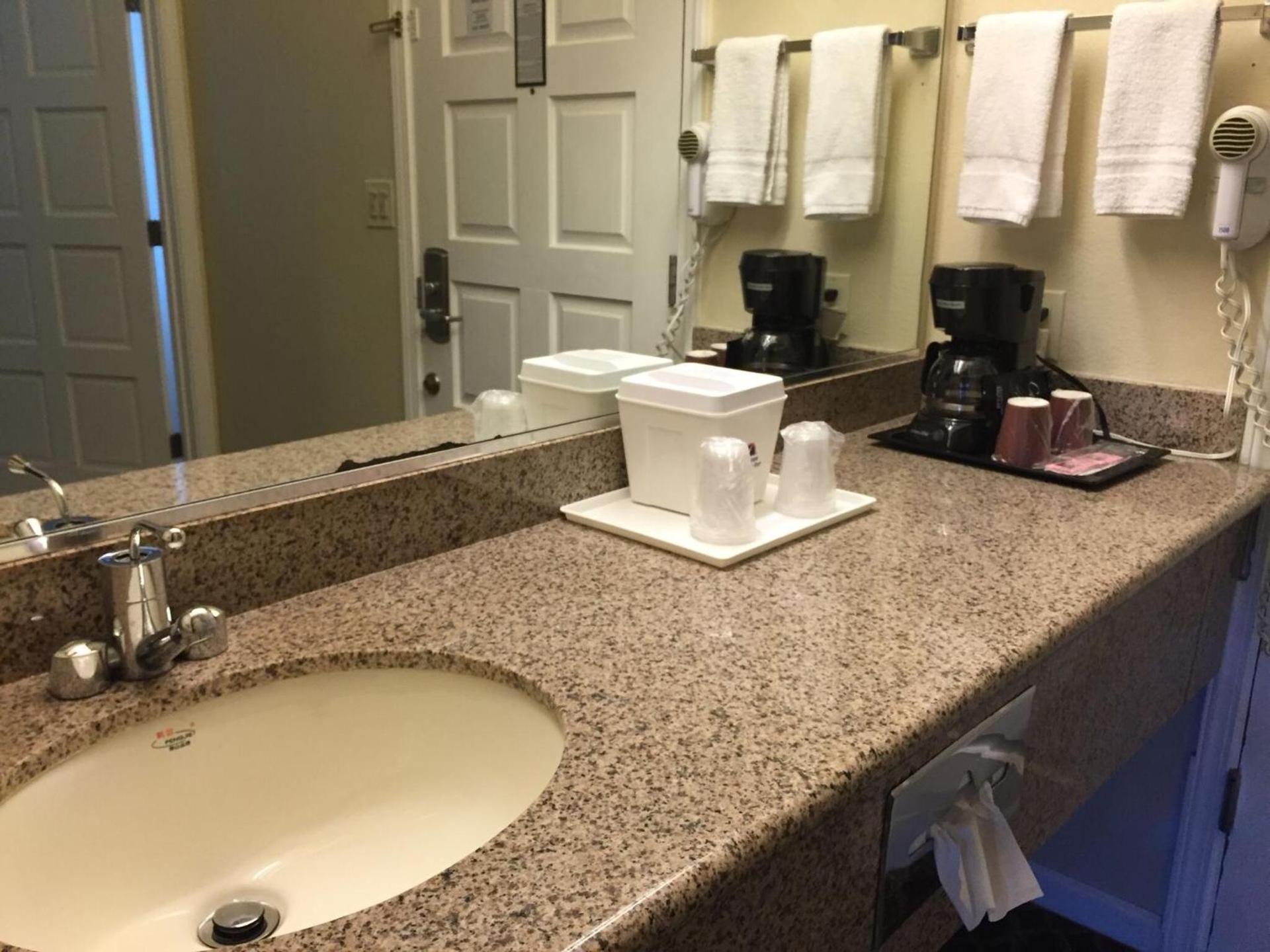 The Miramar Inn photo 19