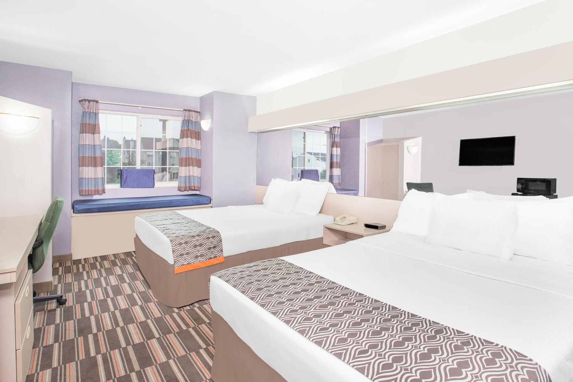 Microtel Inn and Suites by Wyndham Appleton photo 3