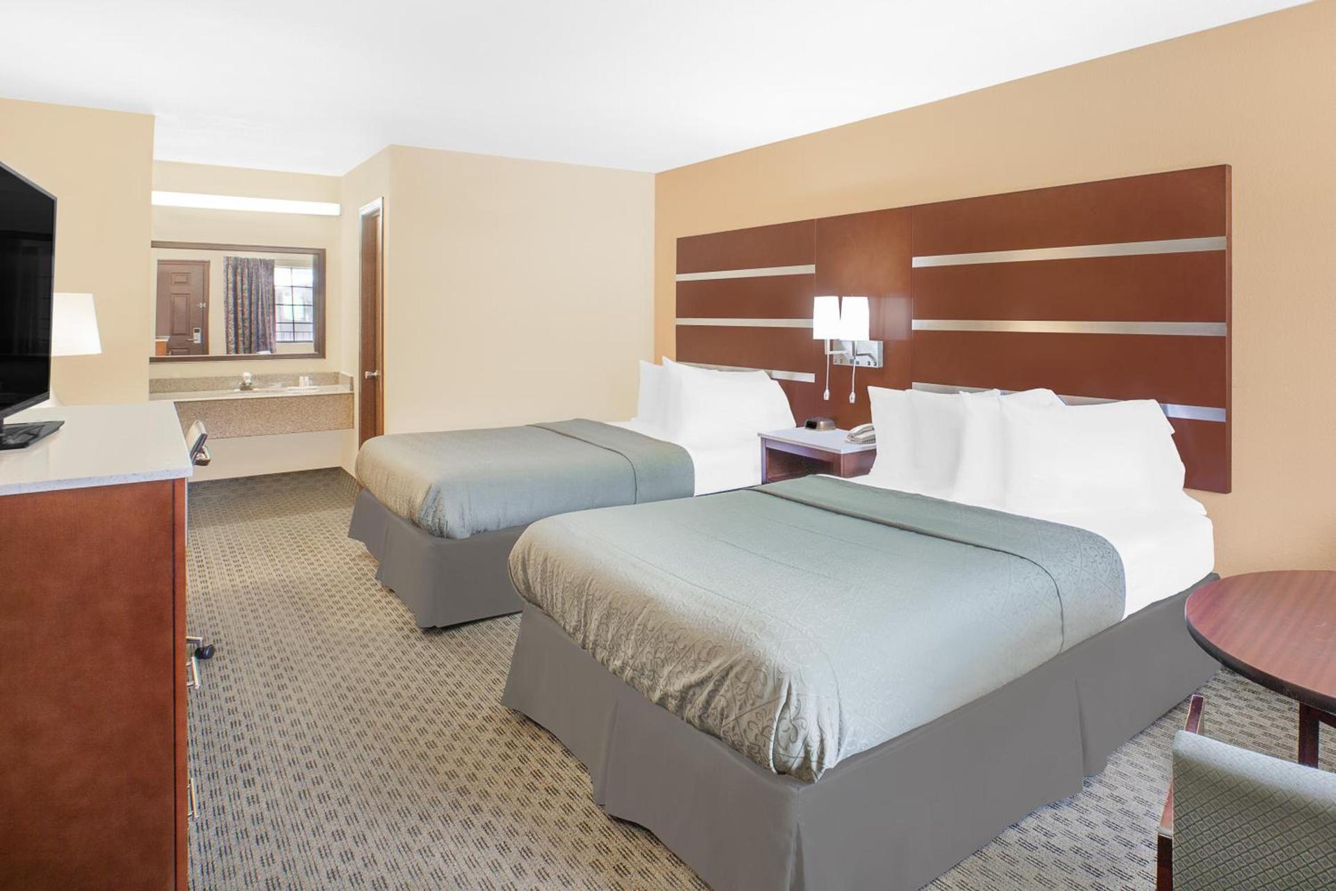 Days Inn by Wyndham Fayetteville photo 21