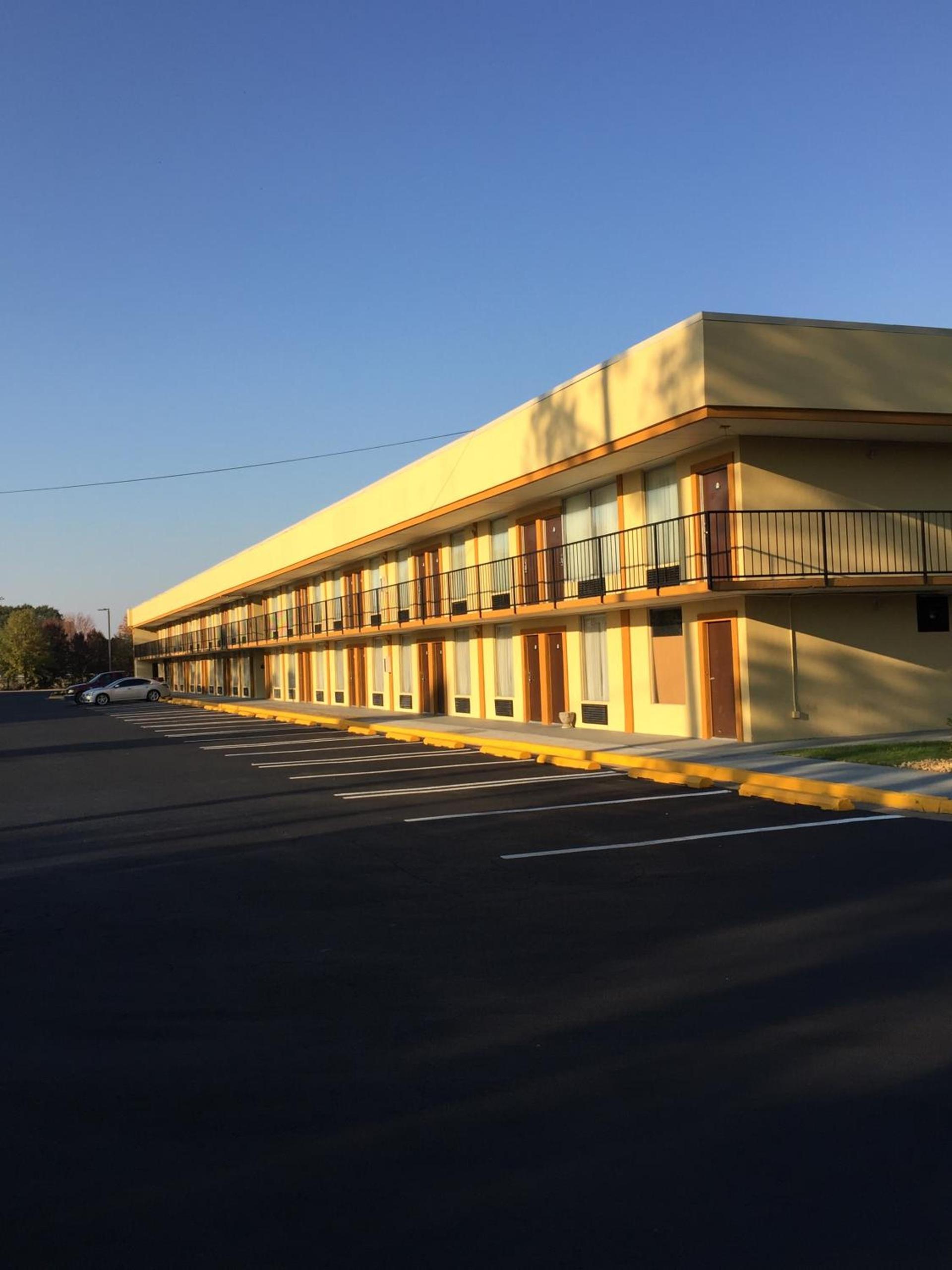 Days Inn by Wyndham Madison photo 30