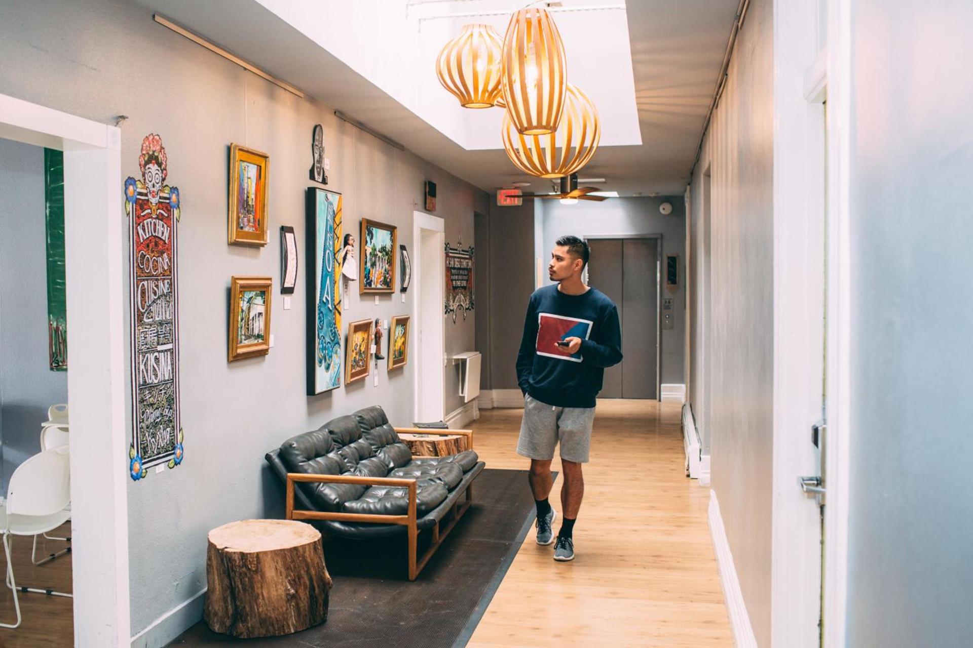 HI San Diego Downtown Hostel photo 41