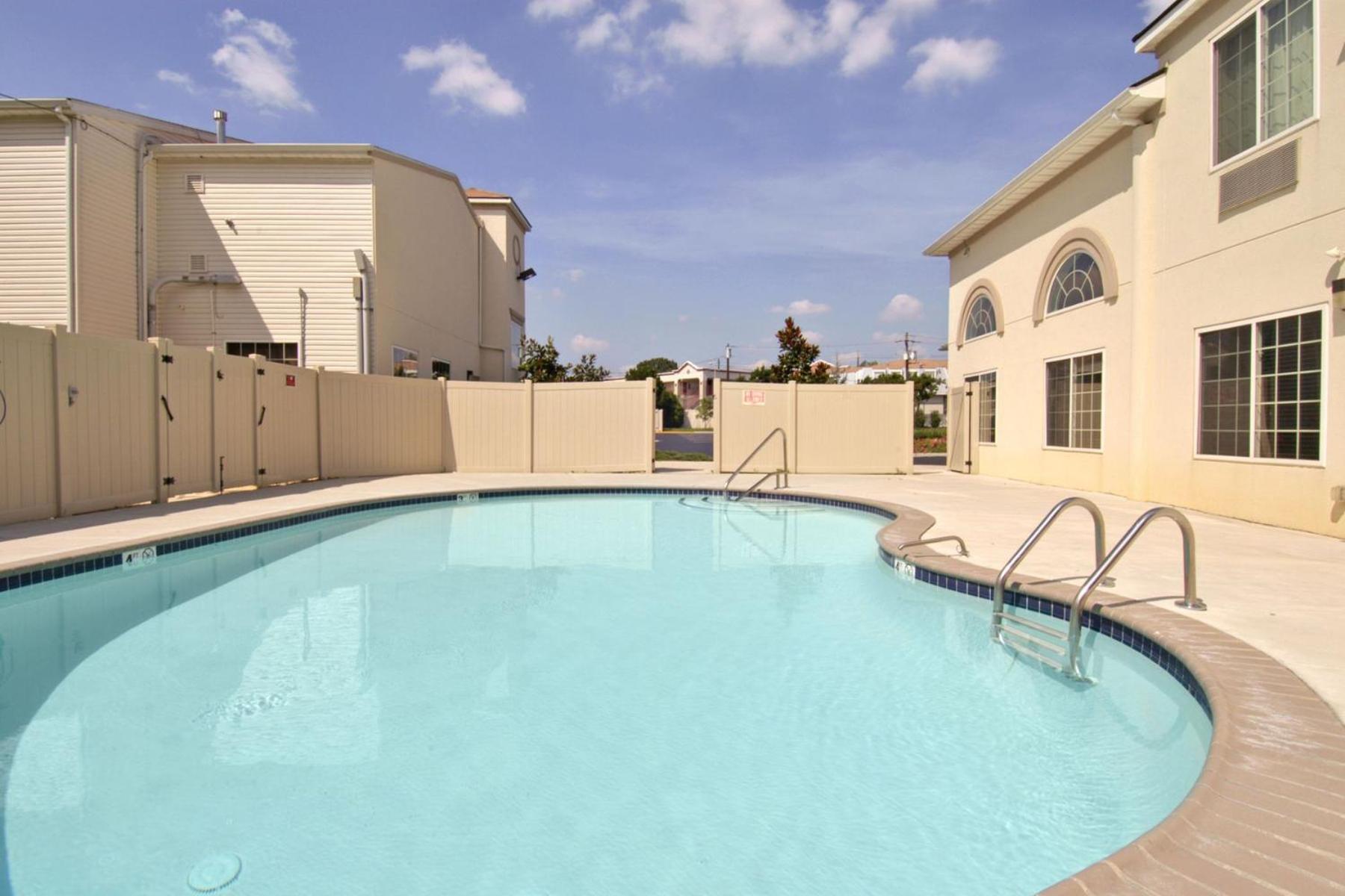 Days Inn & Suites by Wyndham Cherry Hill - Philadelphia photo 42