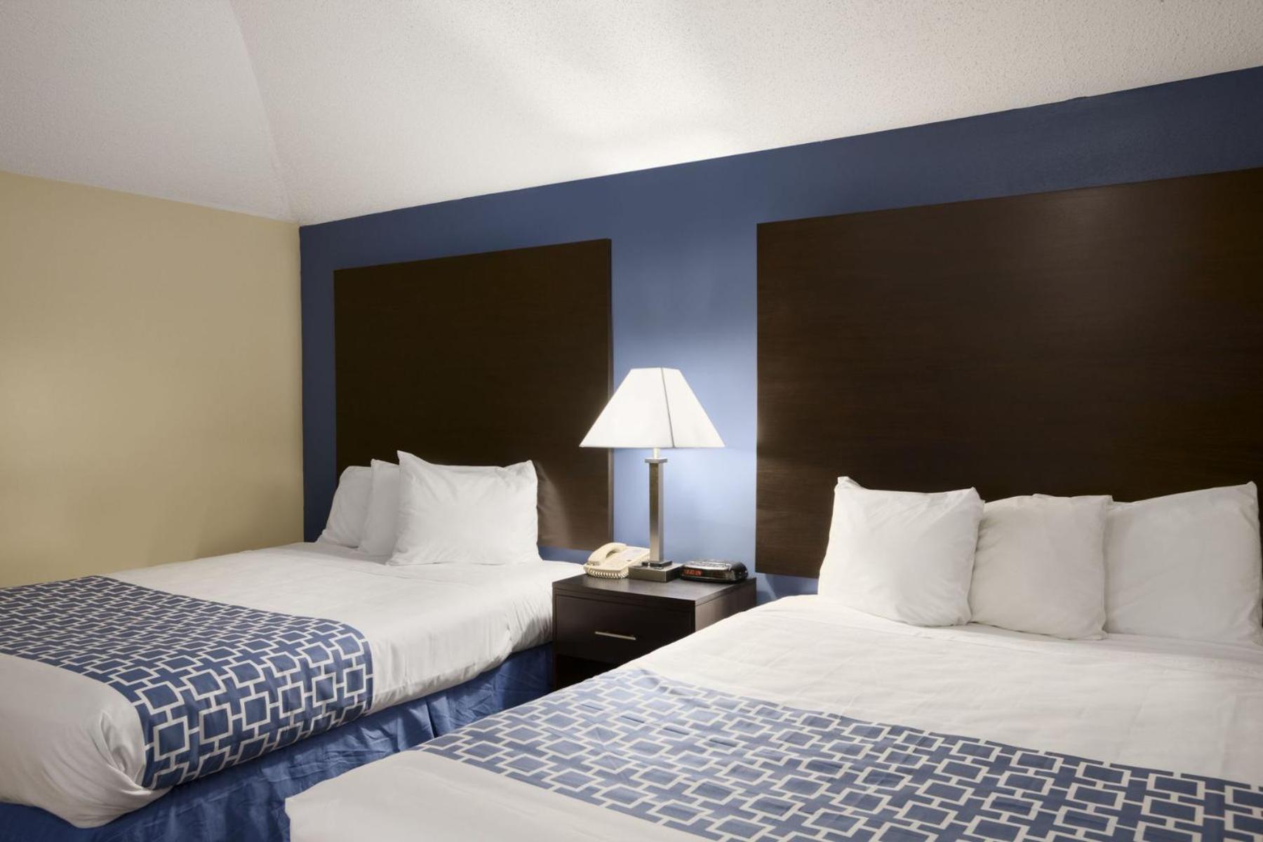 Days Inn & Suites by Wyndham Cherry Hill - Philadelphia photo 49