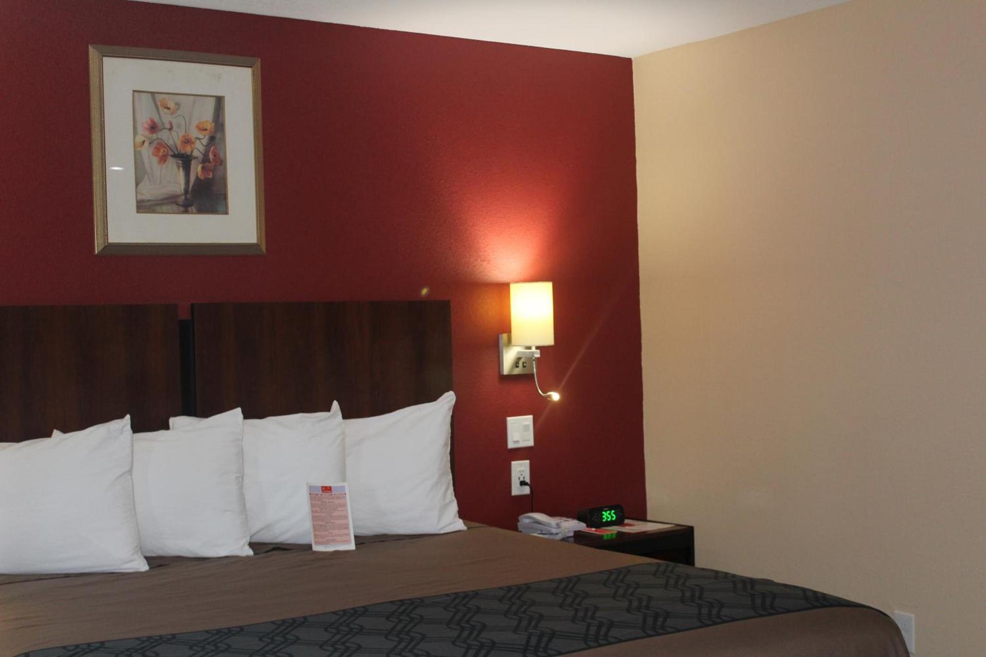 Americas Best Value Inn-Near NRG Park/Medical Center photo 31