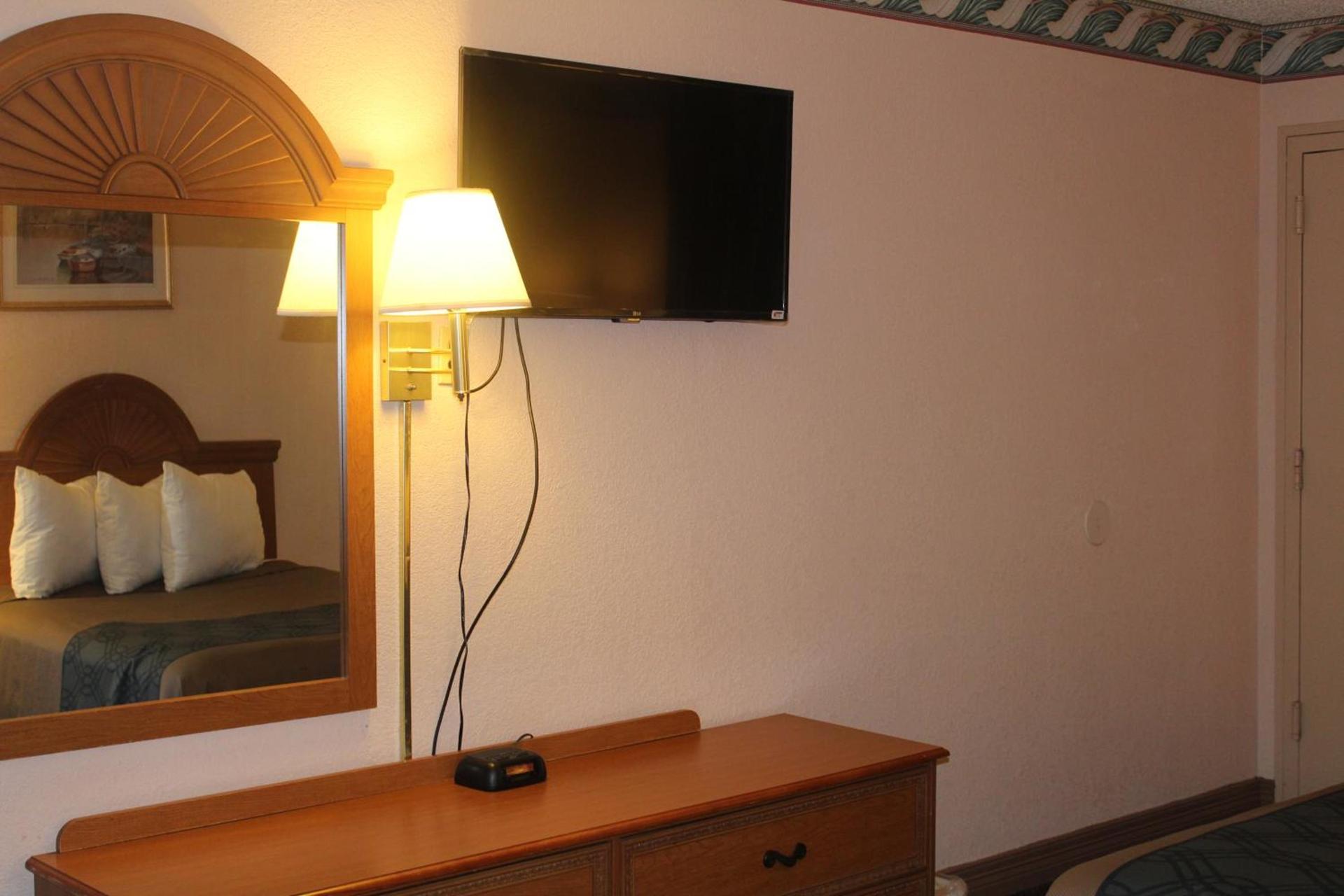 Americas Best Value Inn-Near NRG Park/Medical Center photo 51