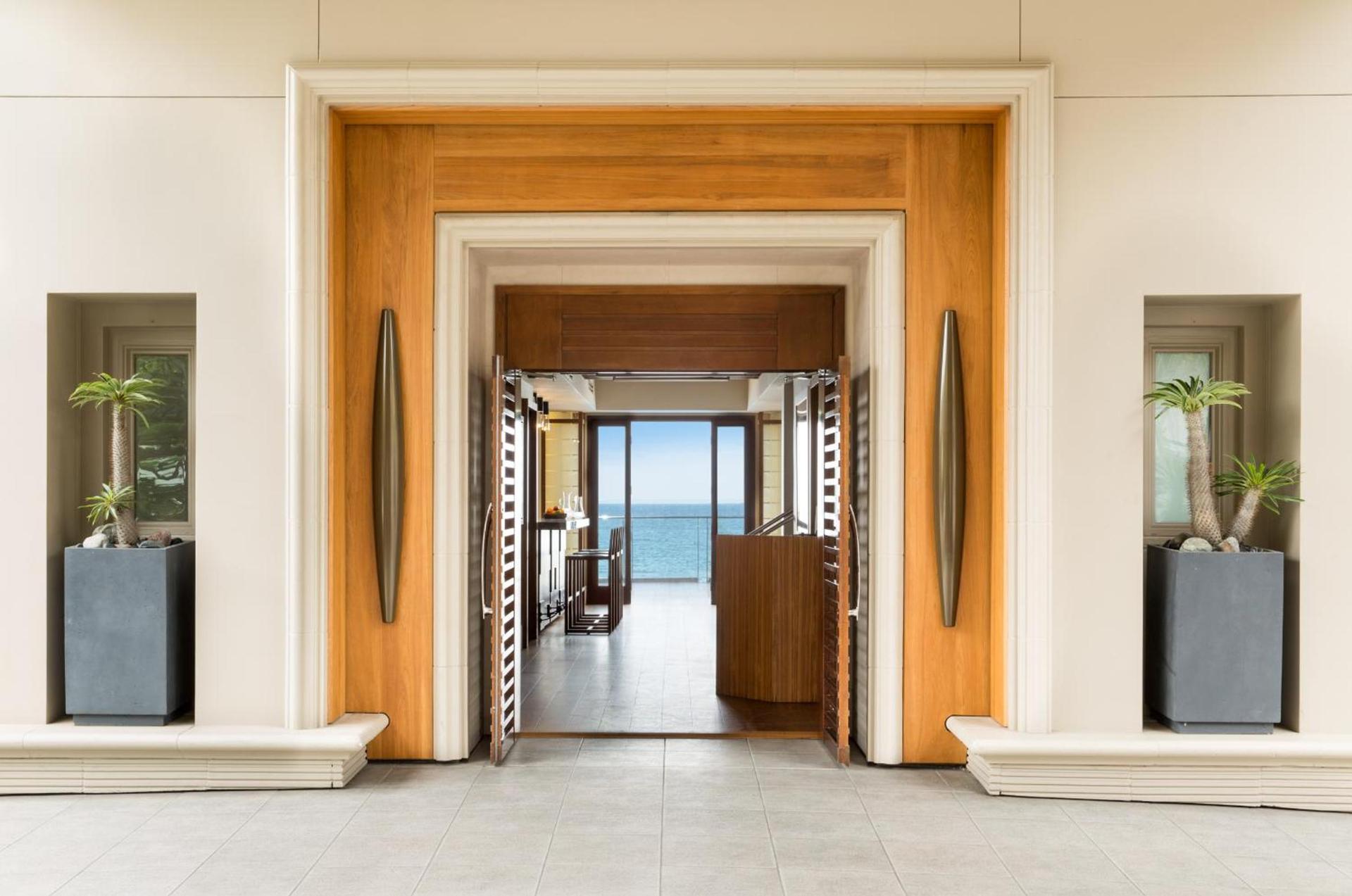 Malibu Beach Inn photo 20