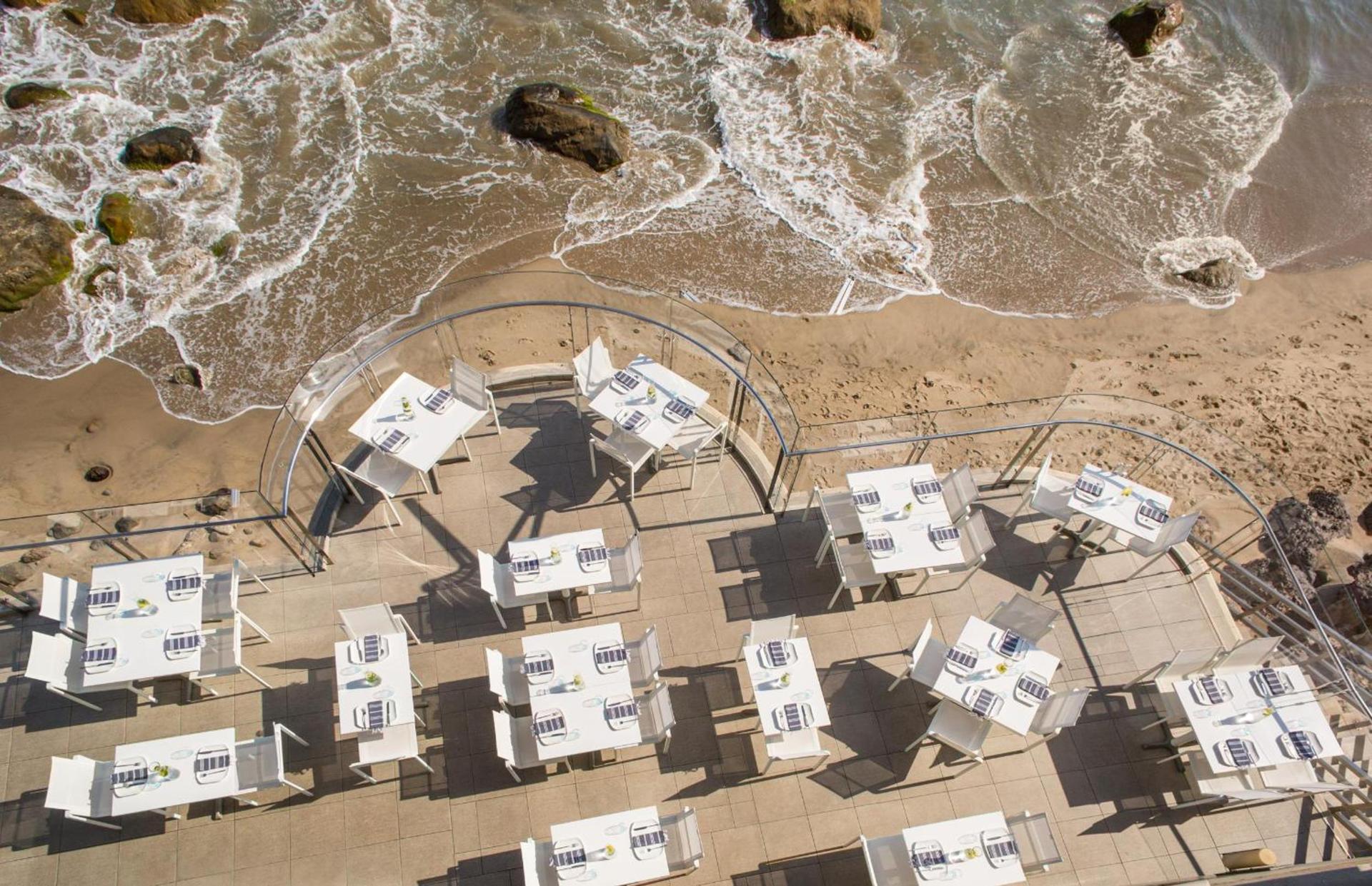 Malibu Beach Inn photo 27