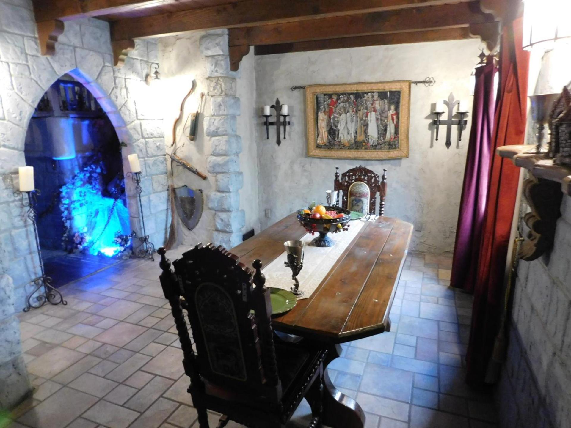 Castle Wood Cottages photo 61