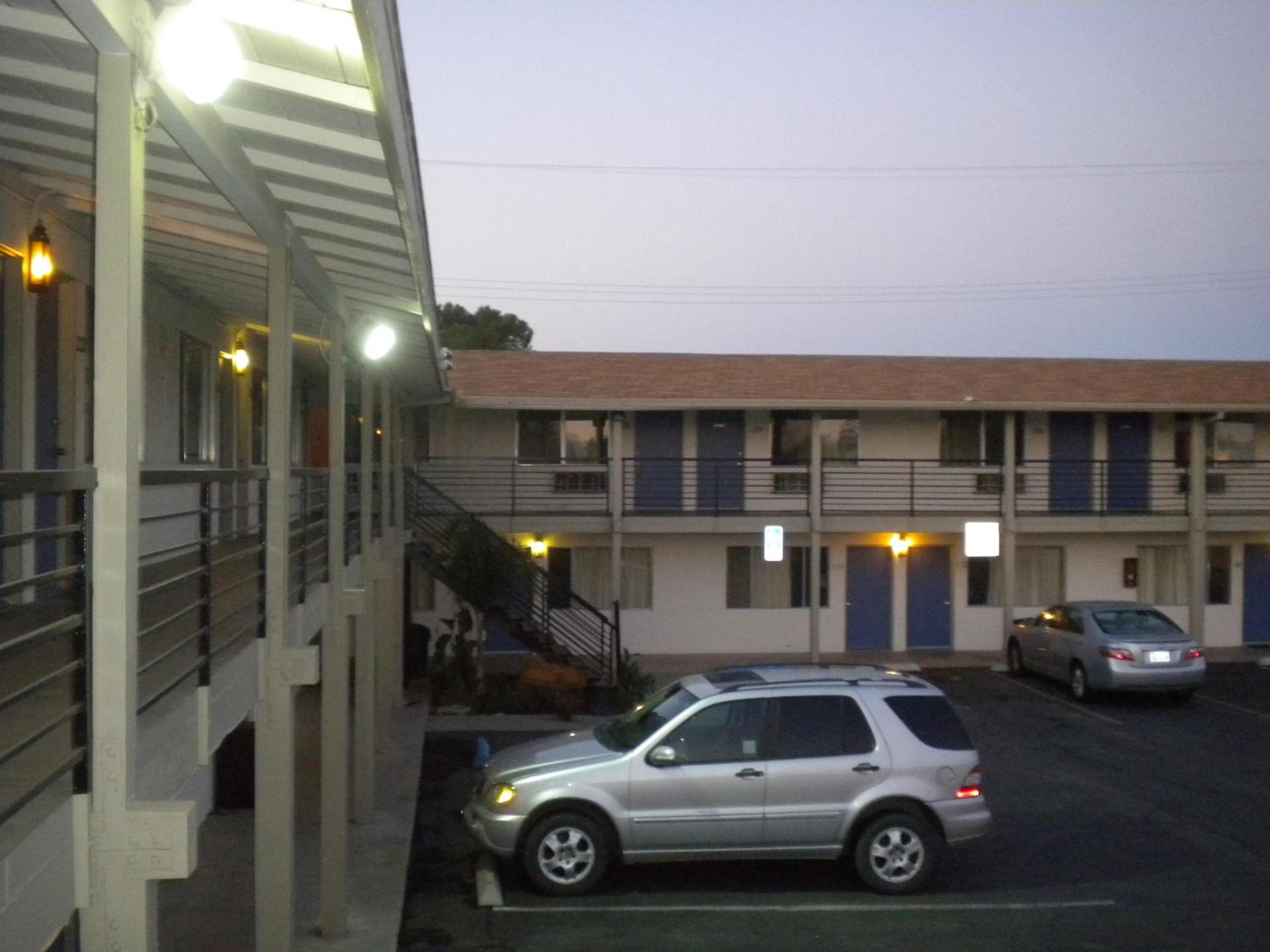 Wasco Inn photo 6