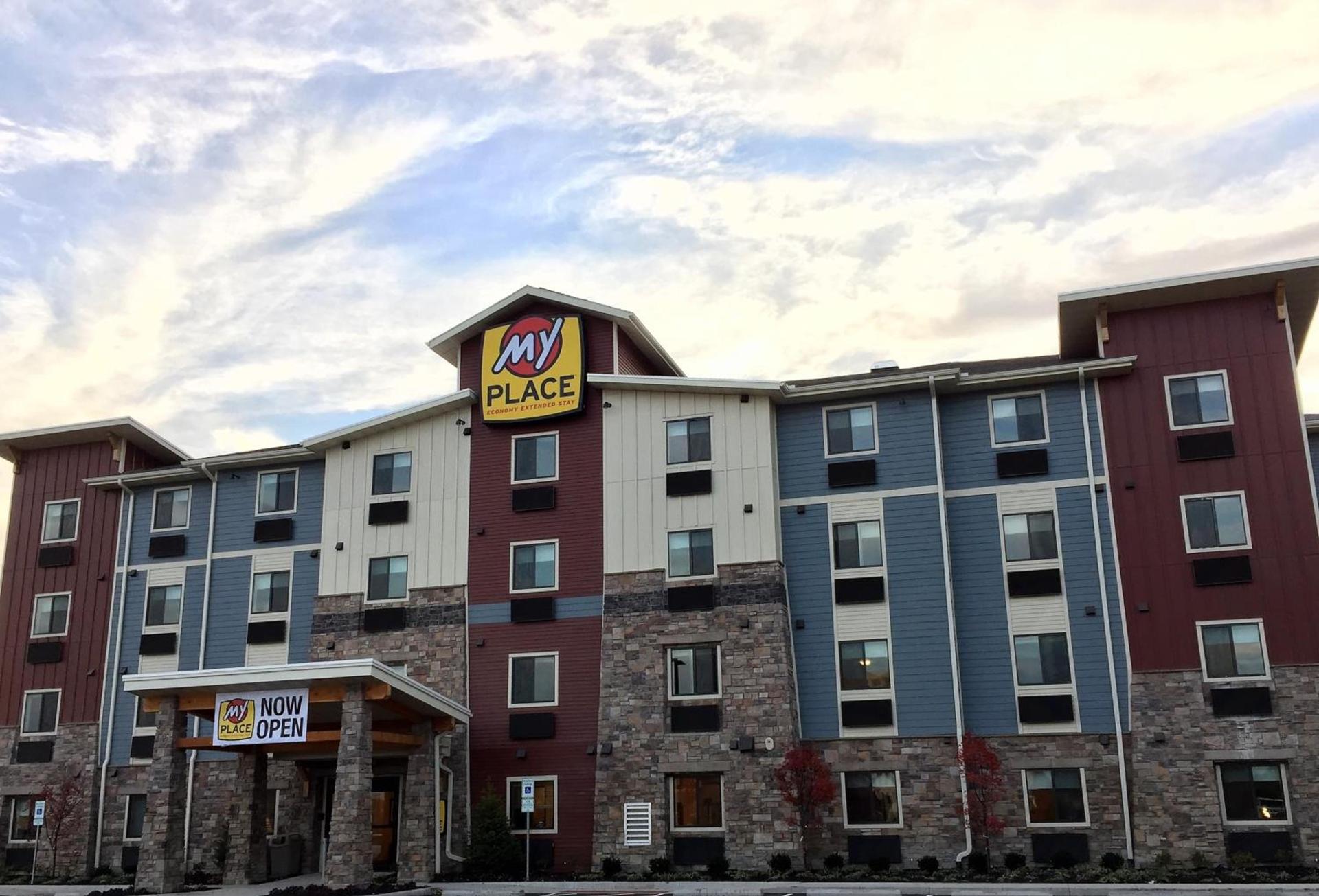 My Place Hotel-Kansas City/Independence Mo photo 2