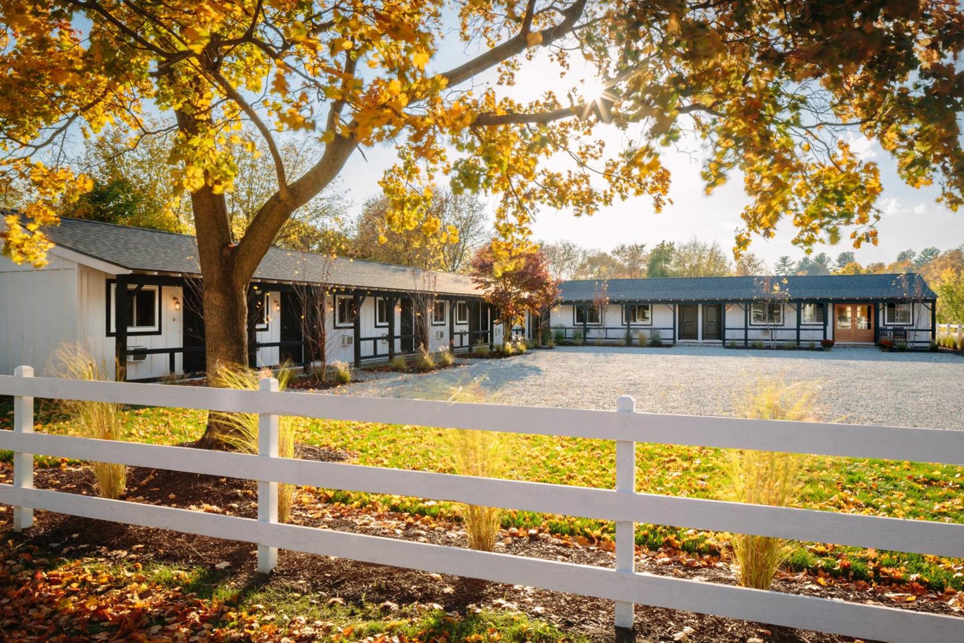 Brentwood Hotel photo 1