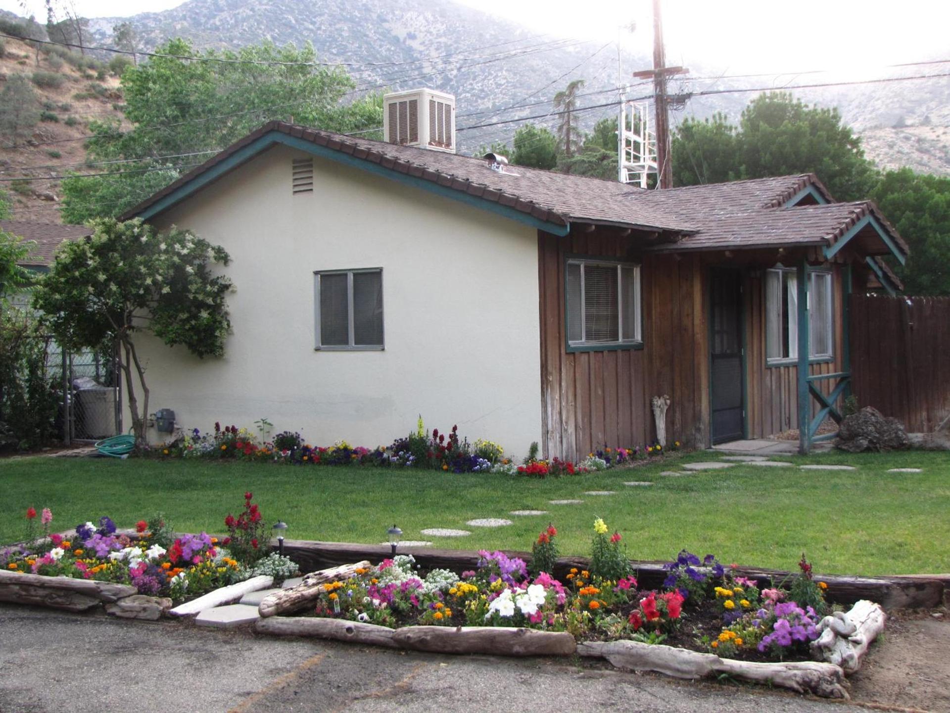 Kern Riverfront Lodge photo 10