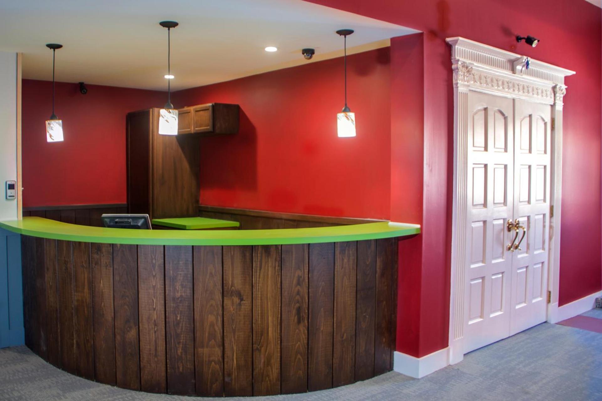 Chateau Suites photo 5