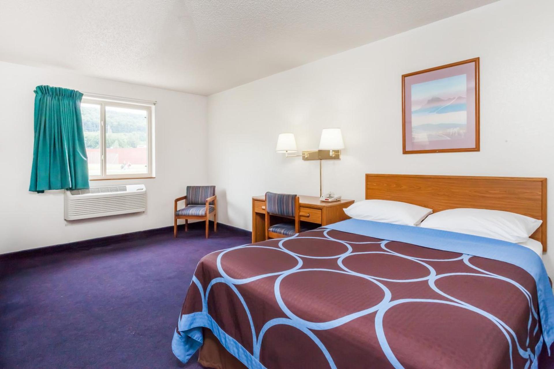 Super 8 by Wyndham Sidney NY photo 22