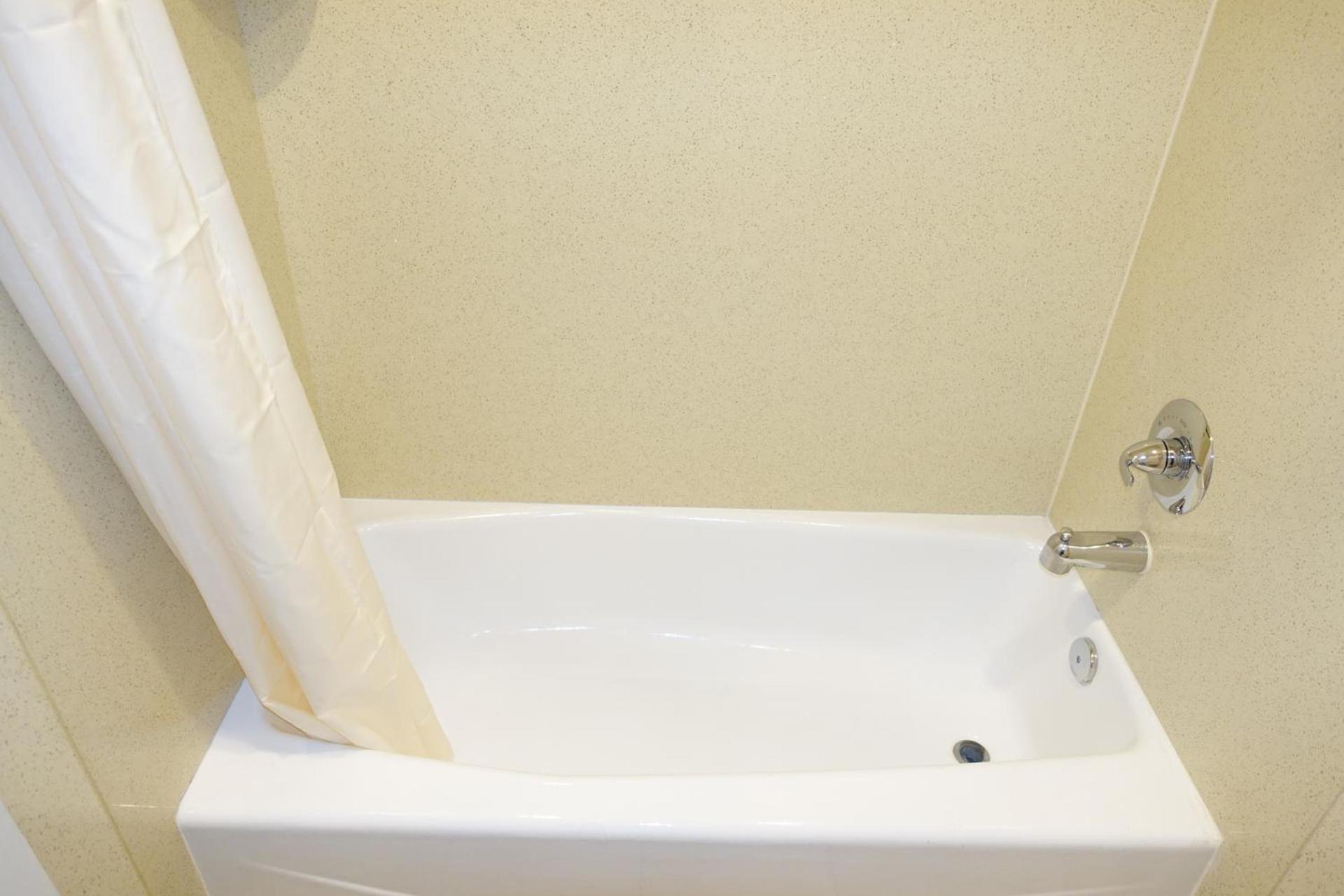 Tropic Lodge photo 28