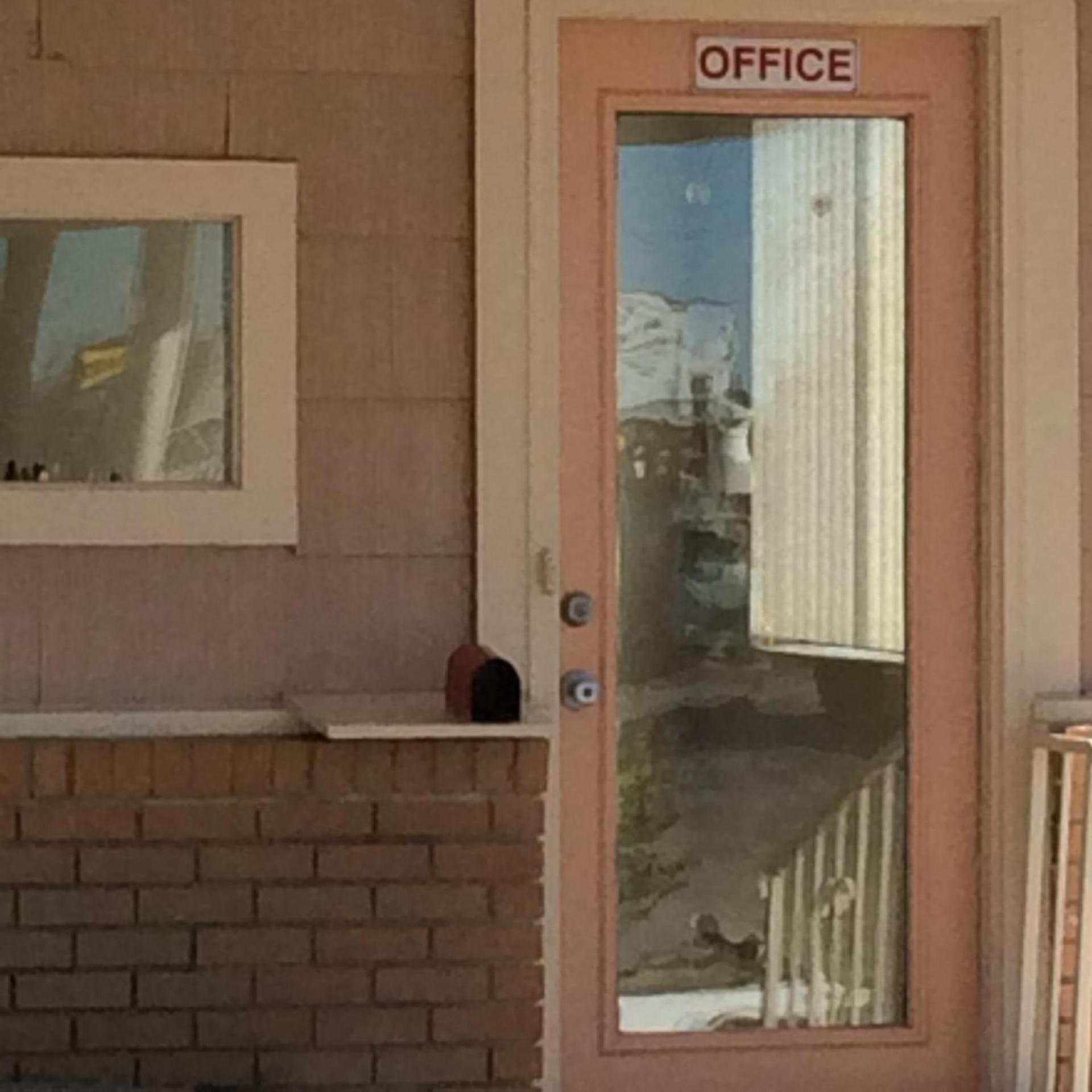 Regency Inn Comanche photo 12