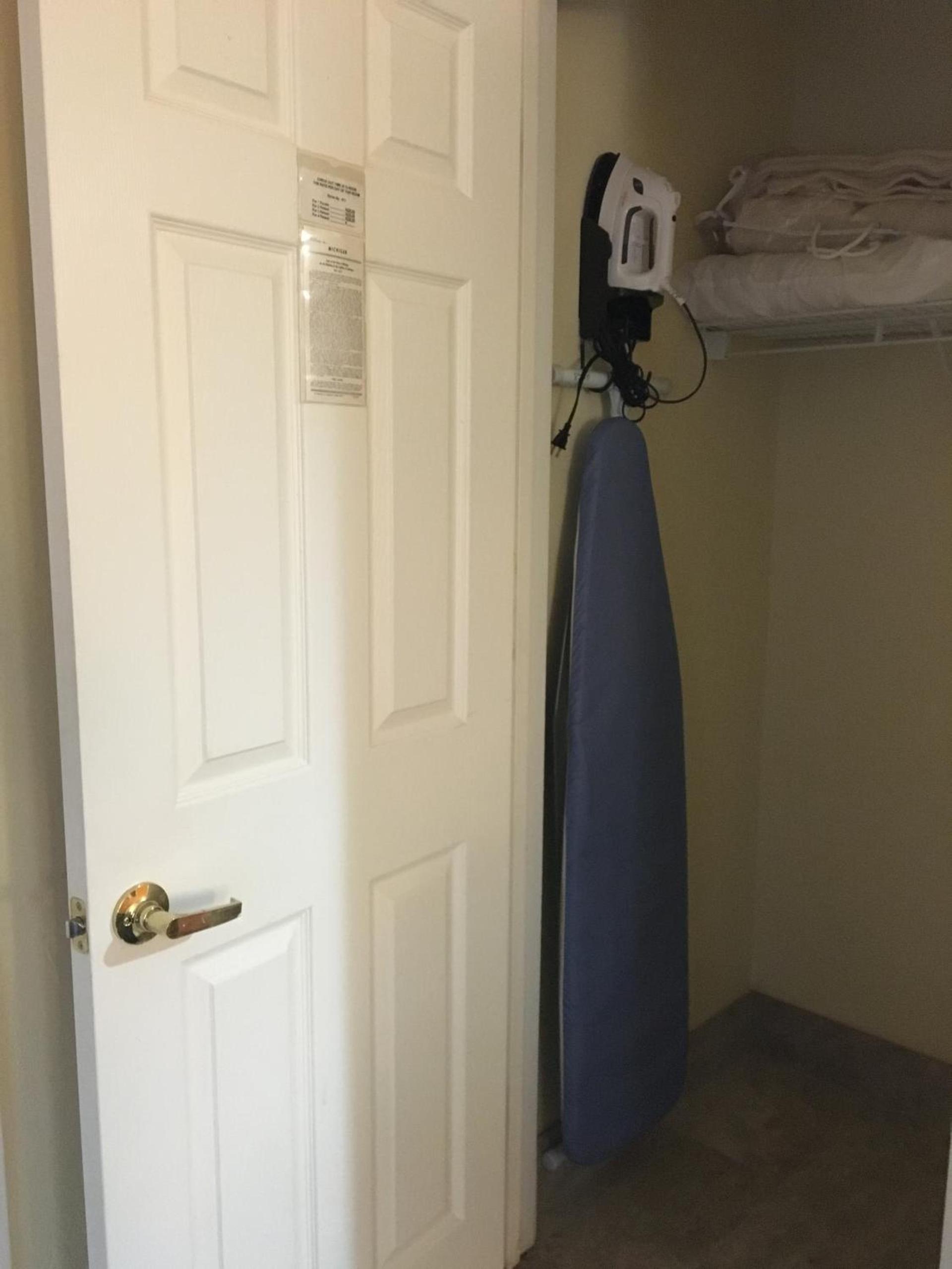 Birch Hill Suites Grand Rapids photo 8