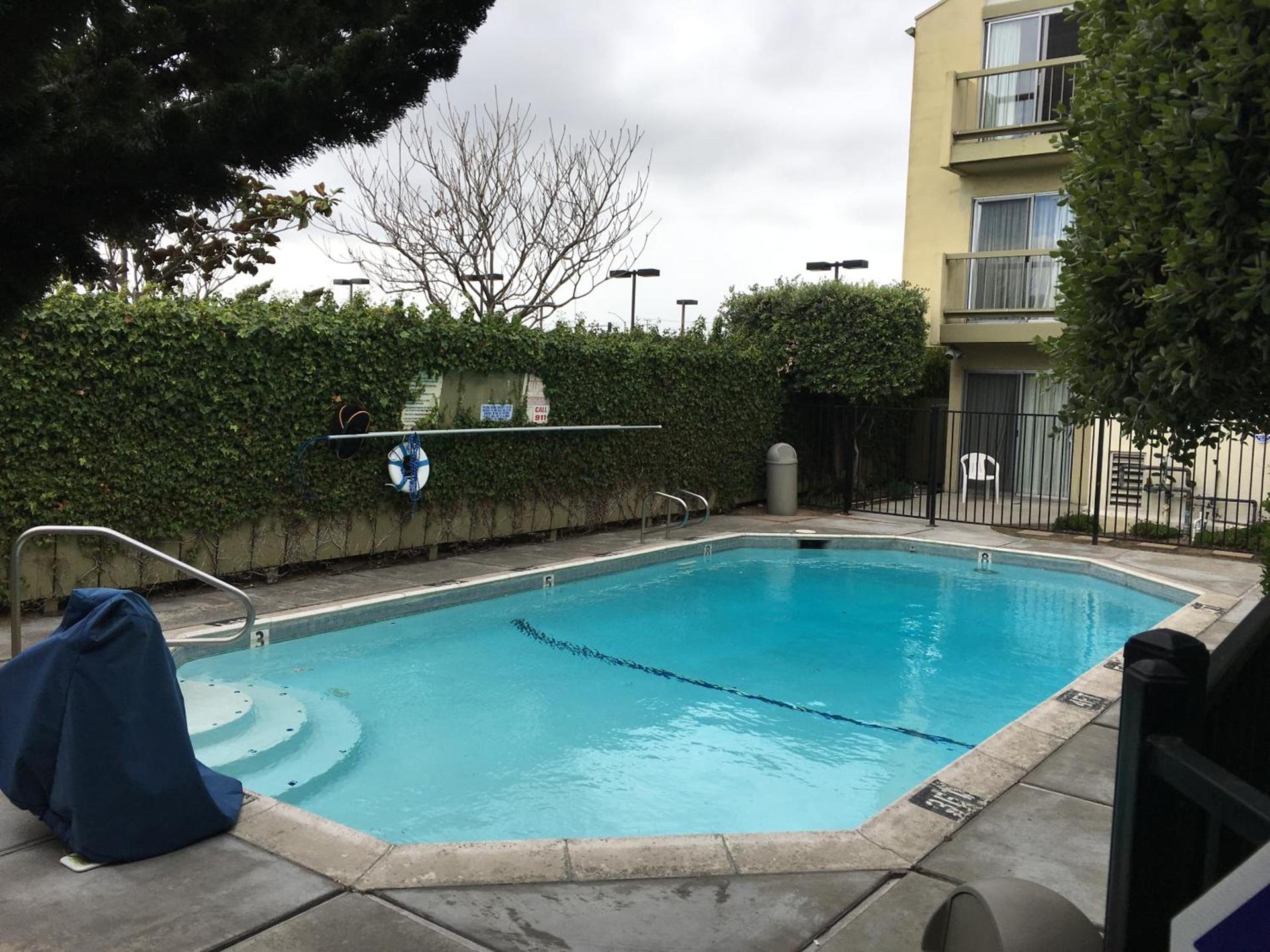 Sand Dollar Inn photo 24