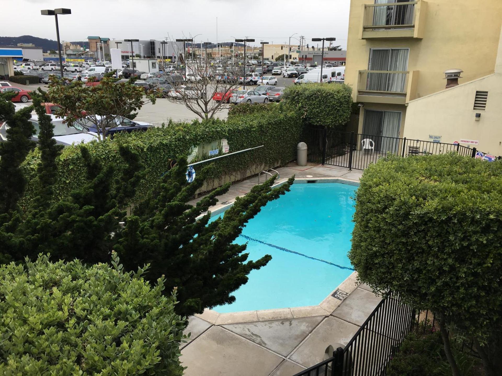 Sand Dollar Inn photo 3
