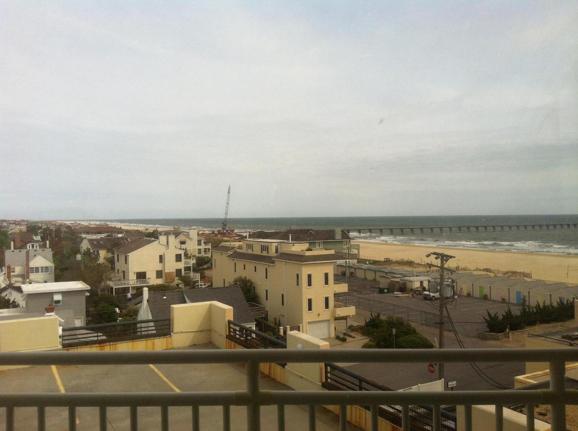 Wyndham Virginia Beach Oceanfront photo 5