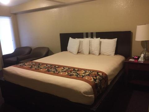 Americas Best Value Inn Caldwell photo 29