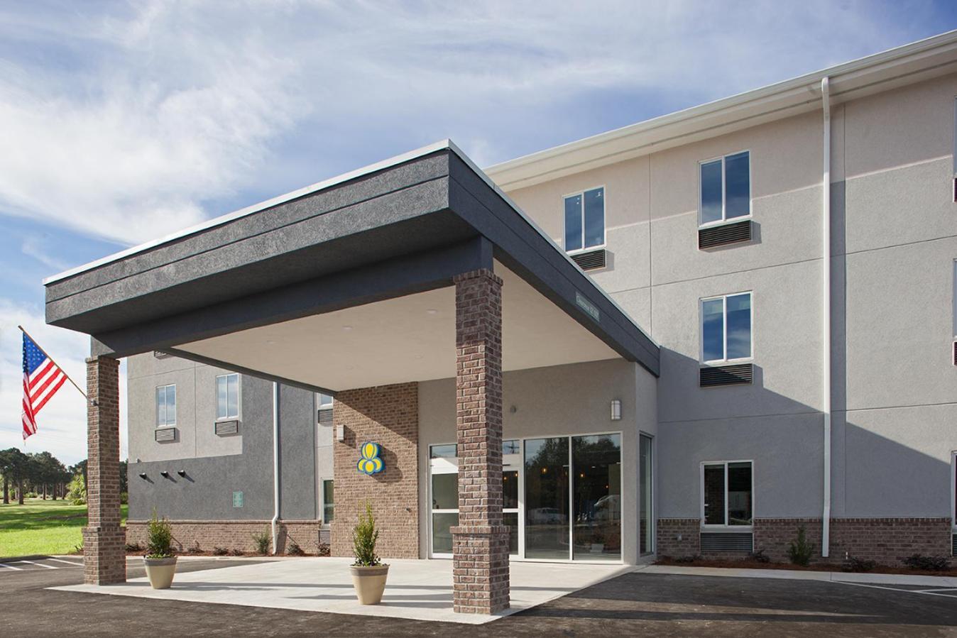 Iris Garden Inn photo 1