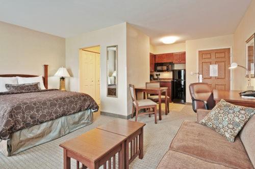 Staybridge Suites Williamsville Buffalo by IHG photo 22