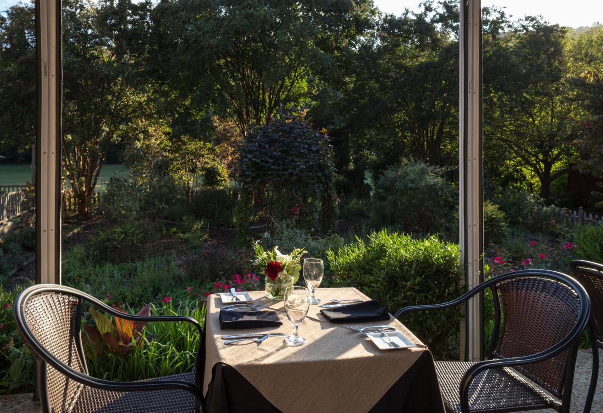 Glen-Ella Springs Hotel & Restaurant photo 24