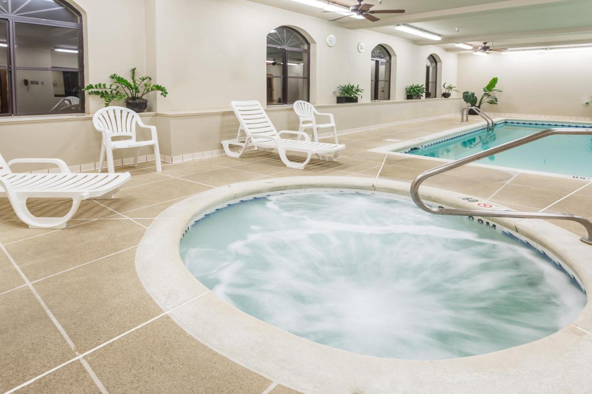 Baymont by Wyndham Asheville/Biltmore photo 4