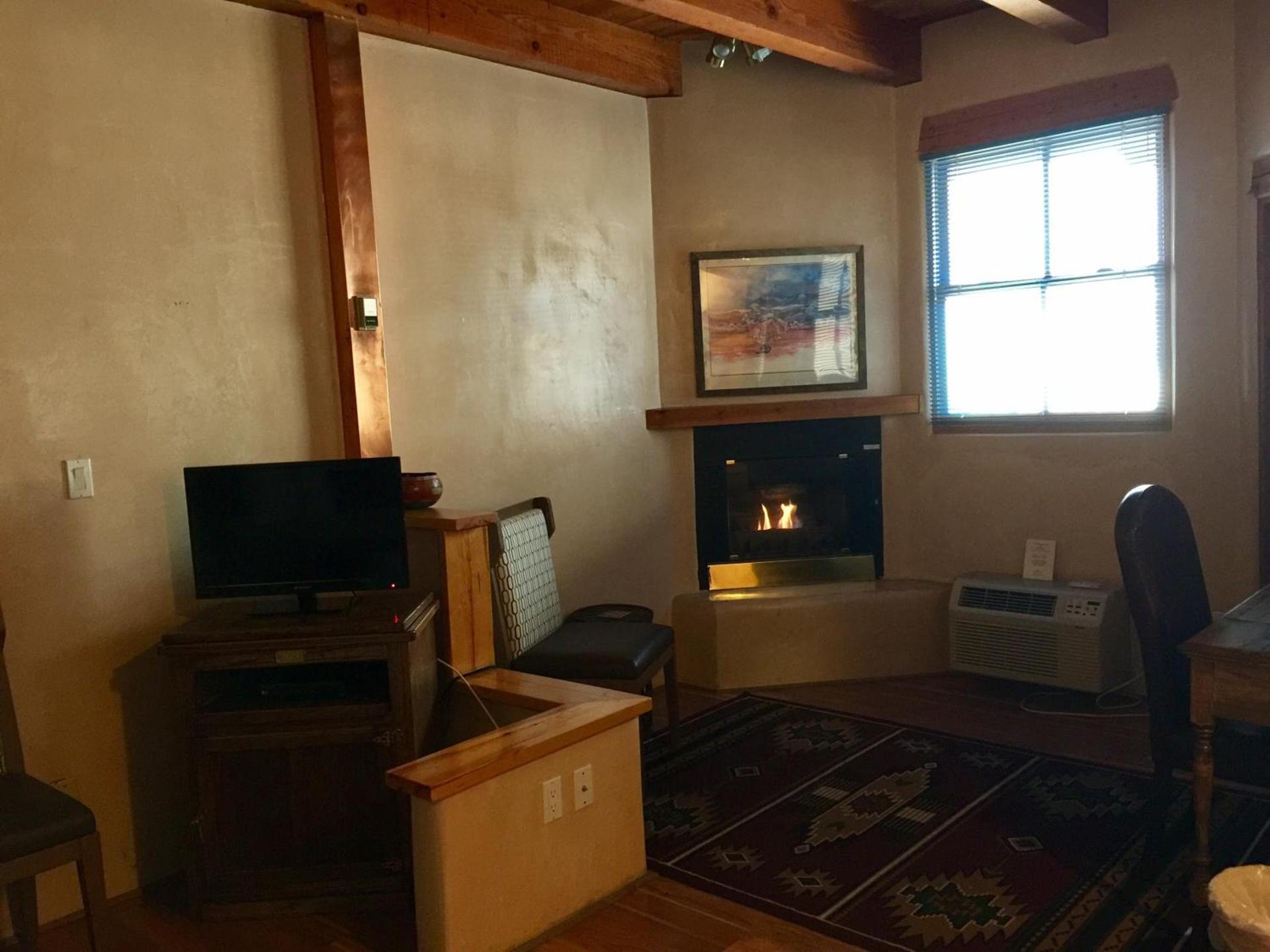 Guadalupe Inn photo 25