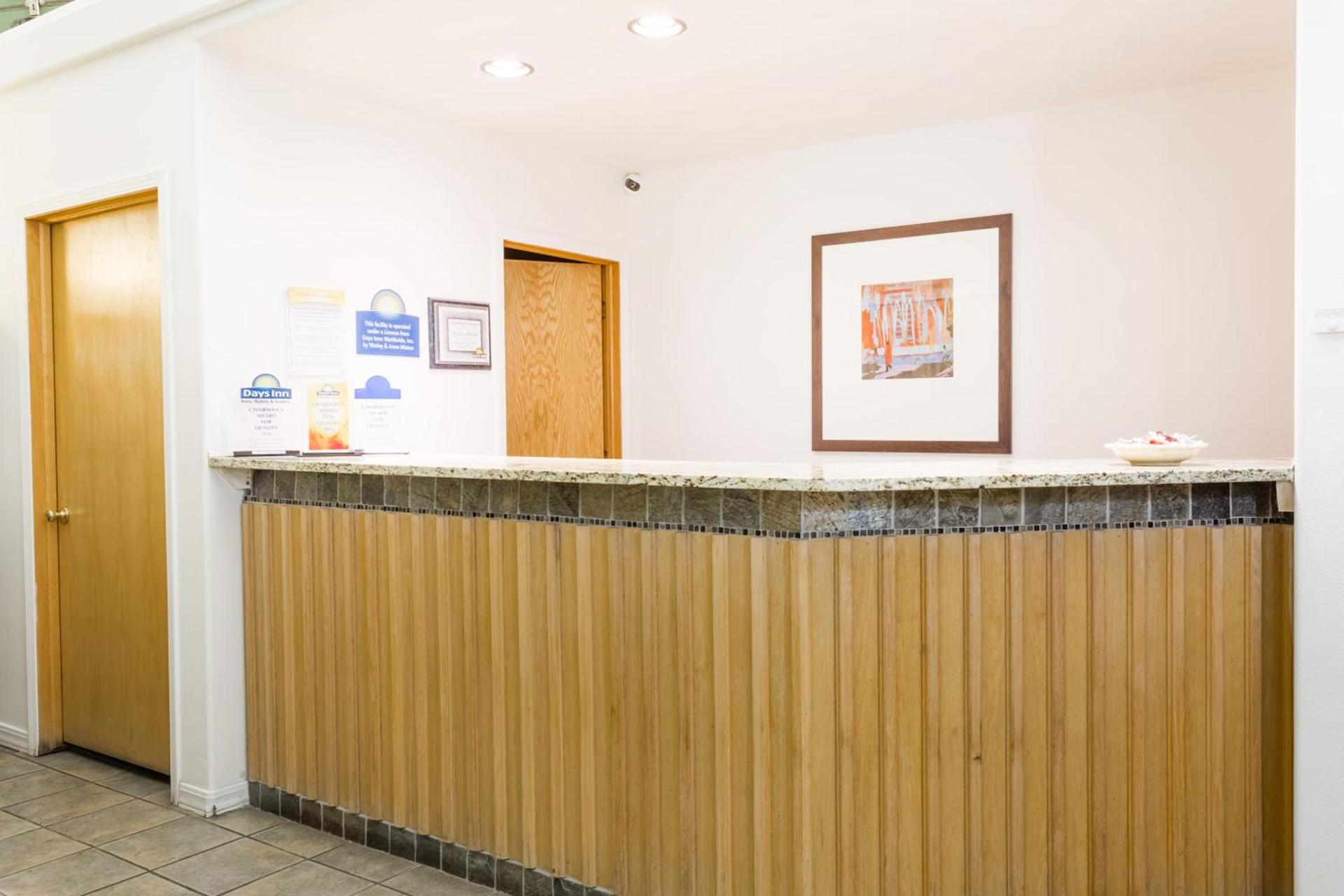 Days Inn by Wyndham Kimball photo 22