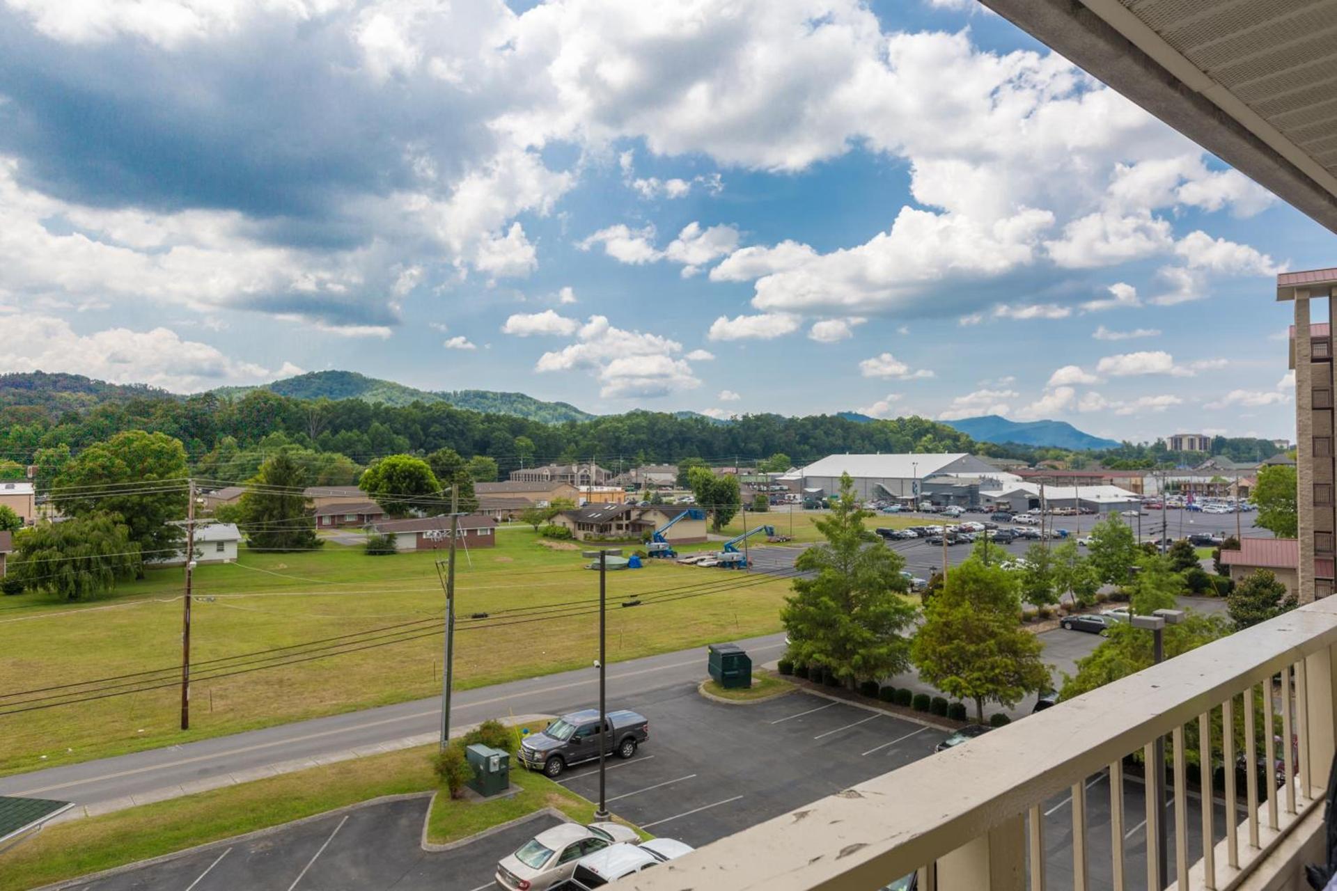 Twin Mountain Inn & Suites photo 49