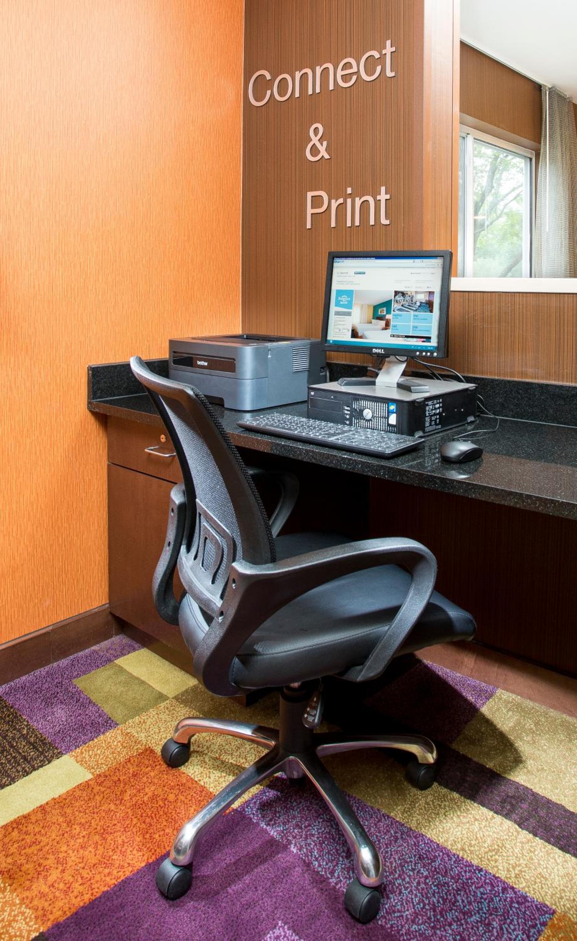 Fairfield Inn & Suites by Marriott Quincy photo 14
