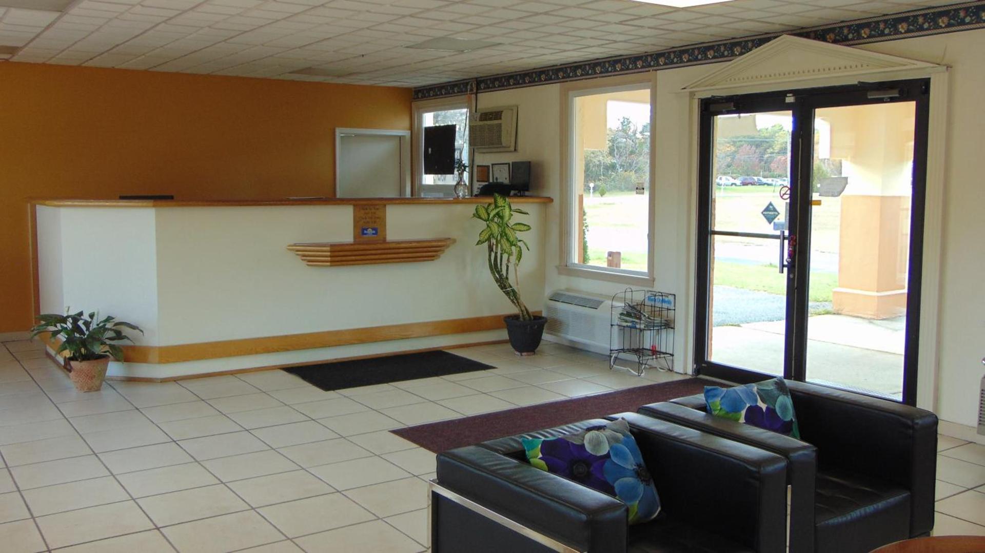 Oceanside Lodge photo 13