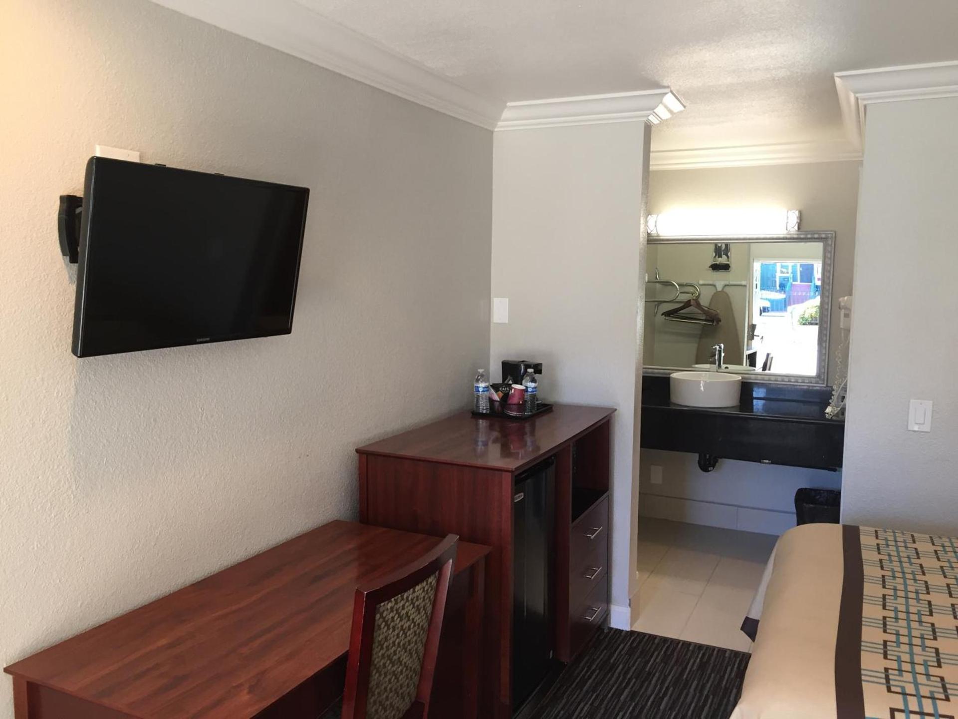 Continental Lodge photo 7