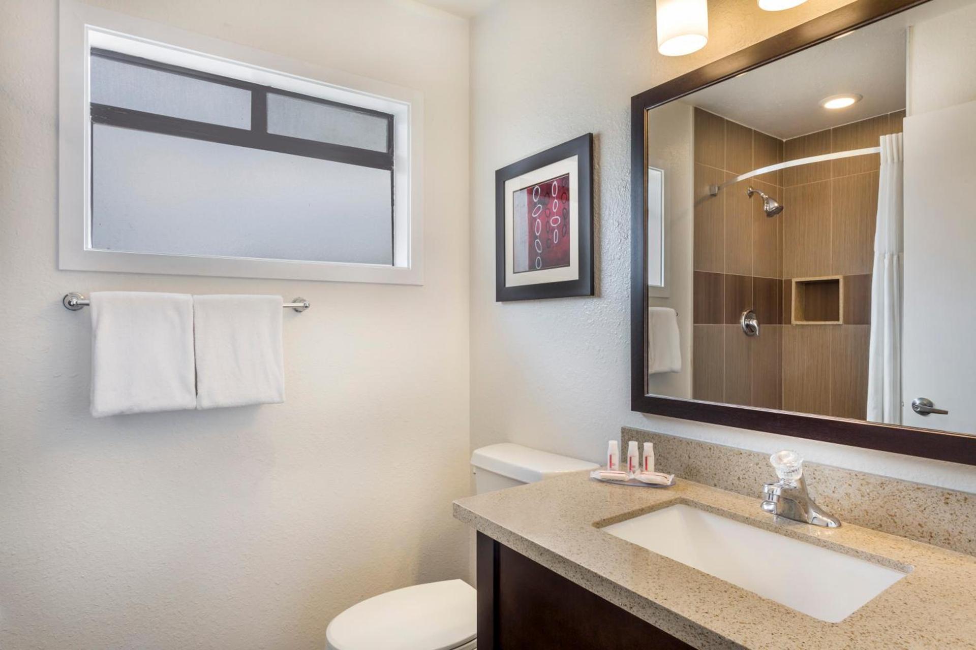 Ramada by Wyndham Monterey photo 10