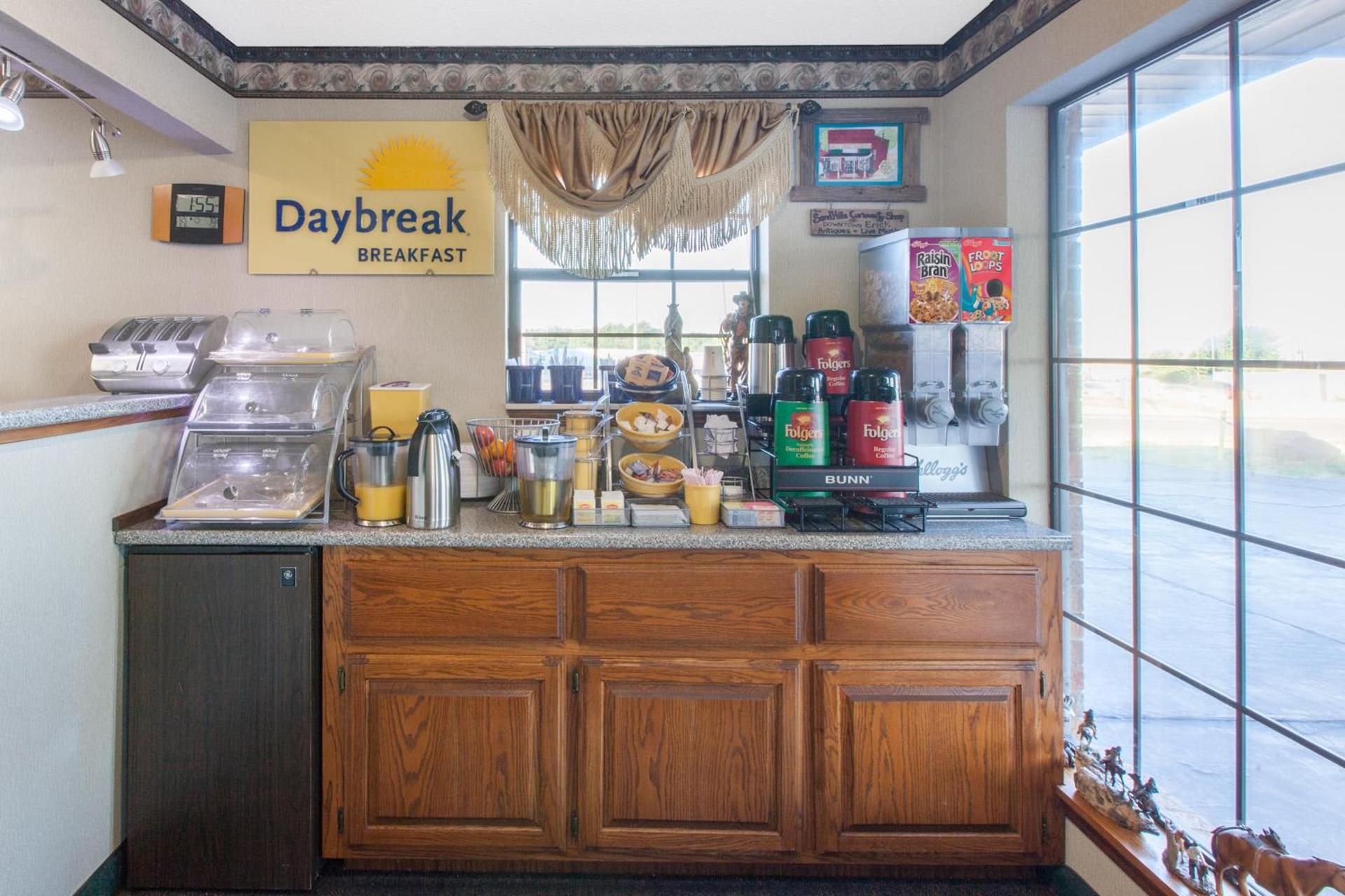 Days Inn by Wyndham Erick photo 17