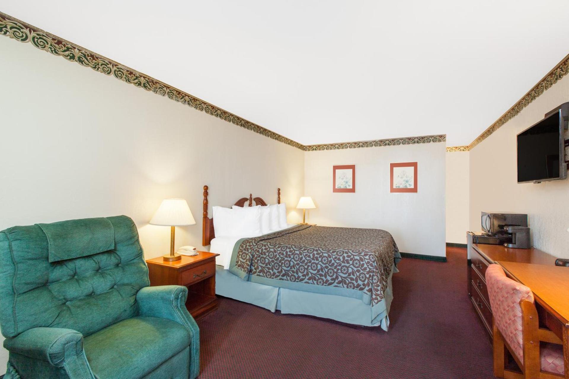 Days Inn by Wyndham Erick photo 26