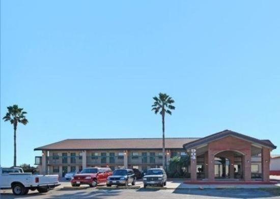 Budgetel Inn Houston/Nasa photo 1