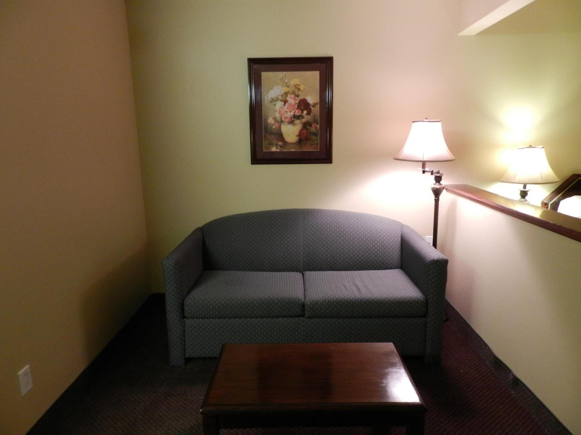 Bay Inn & Suites Troy photo 7