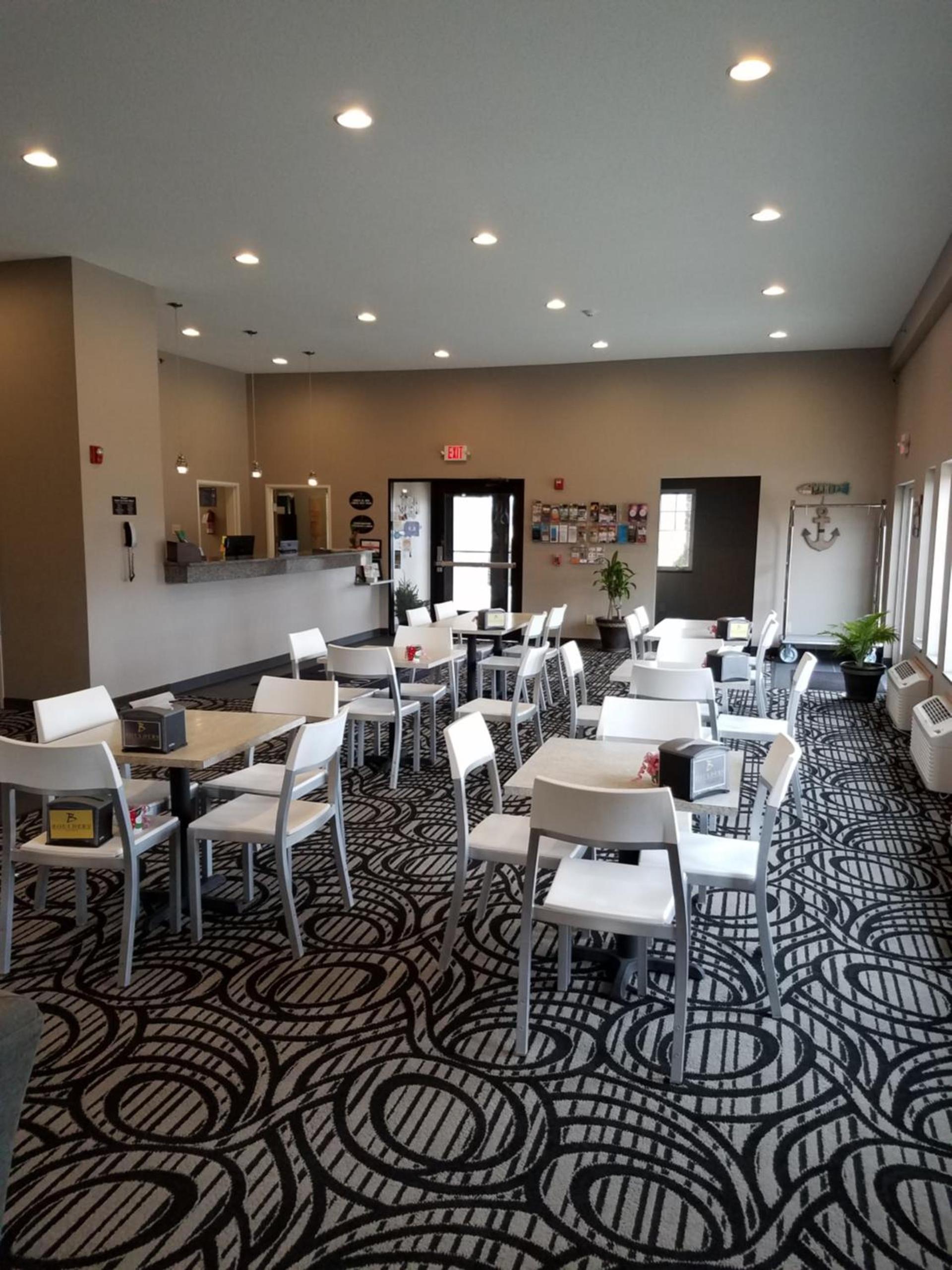 Okoboji Inn & Suites photo 27