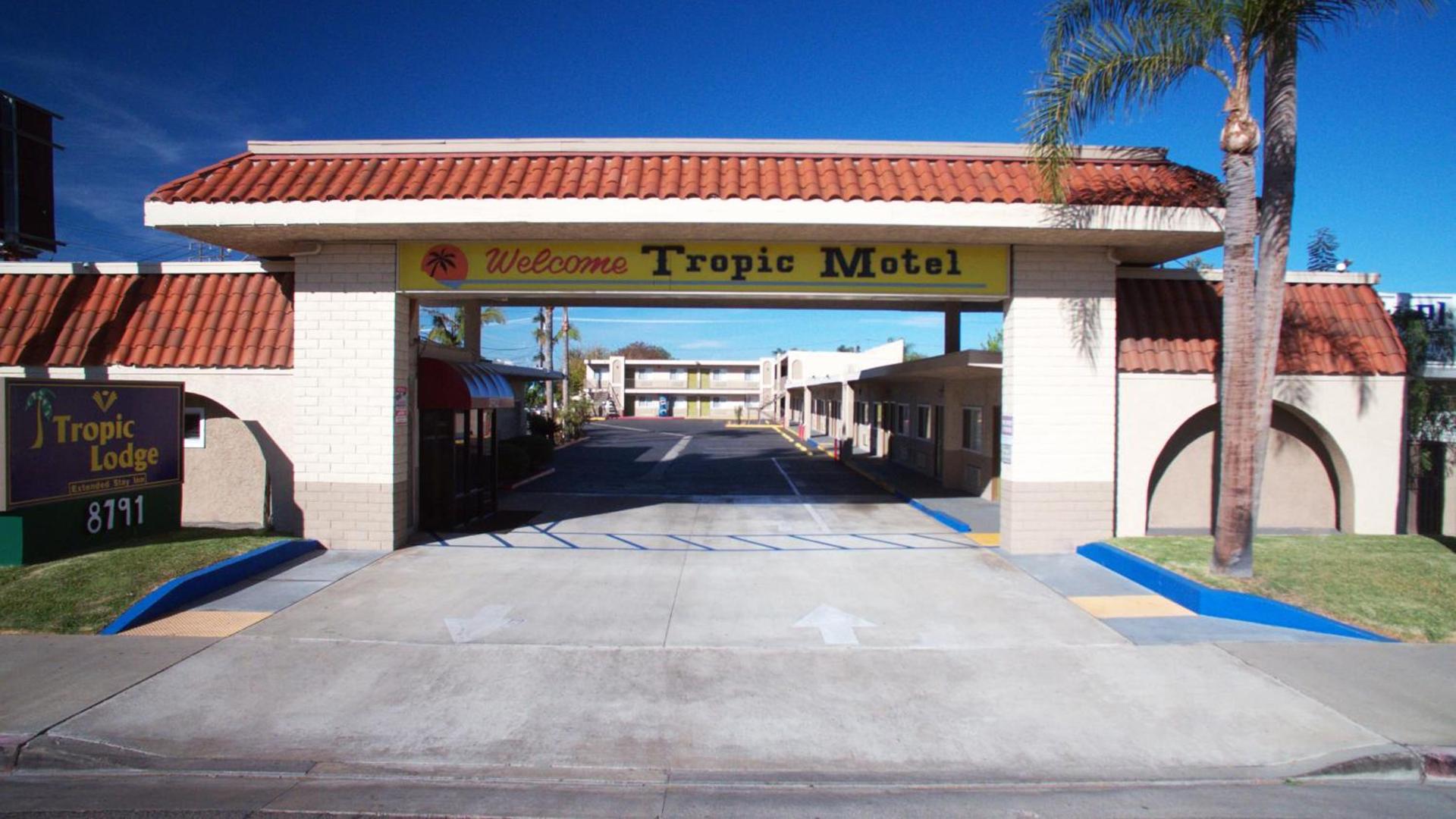 Tropic Lodge photo 7