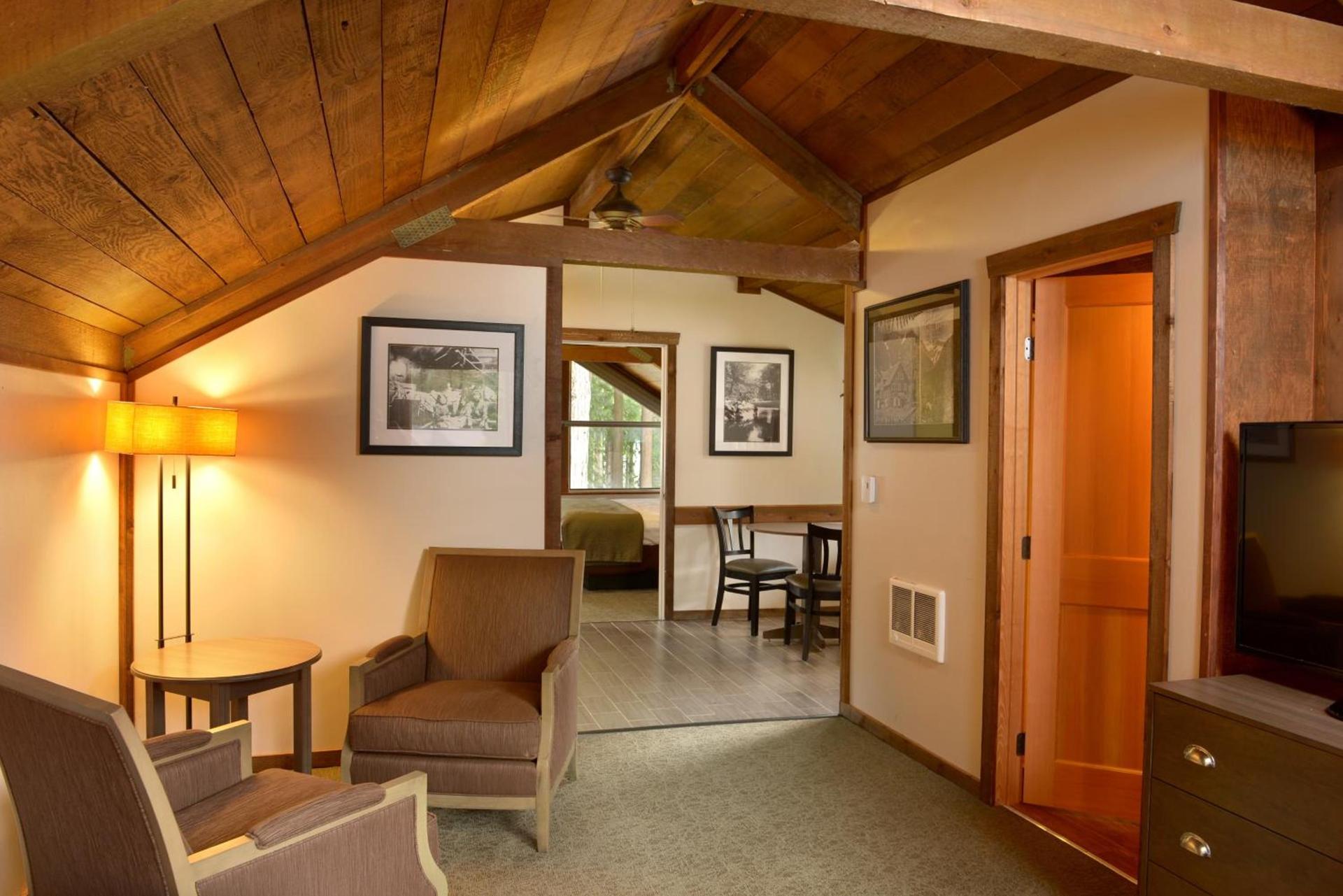 Lake Quinault Lodge photo 2