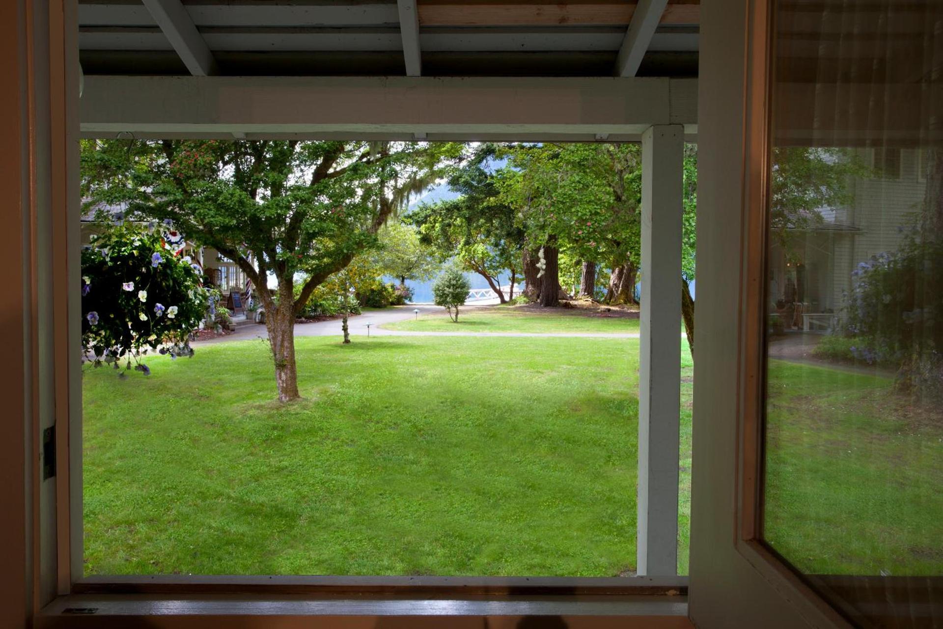 Lake Crescent Lodge photo 16
