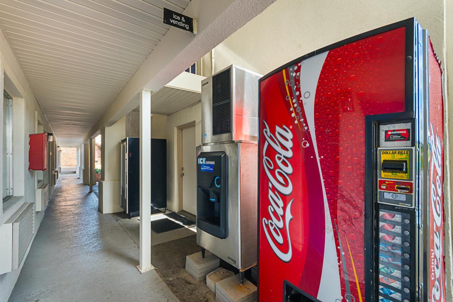 Motel 6-Livingston, TX photo 41