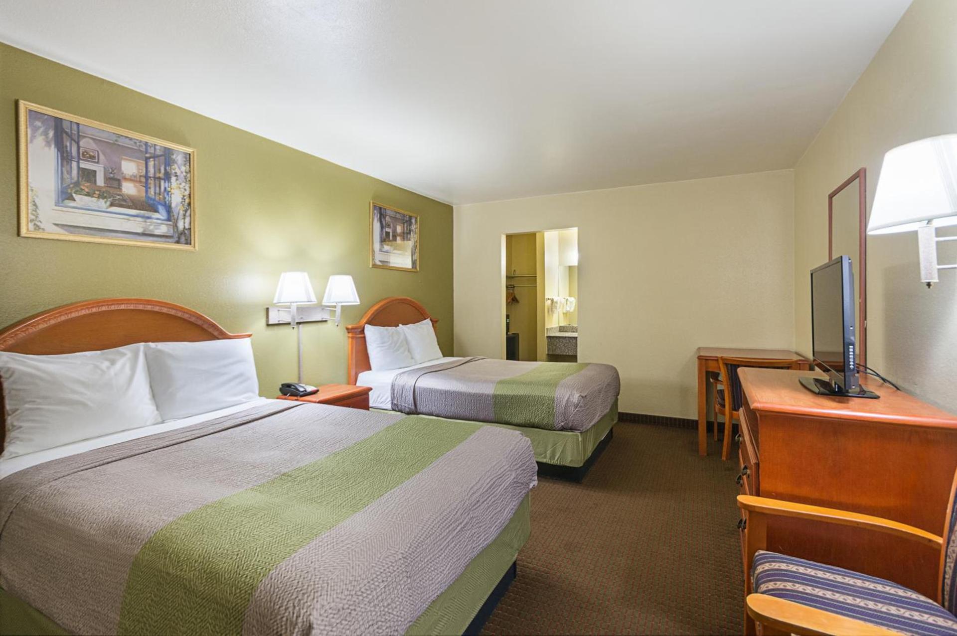 Motel 6-Livingston, TX photo 38