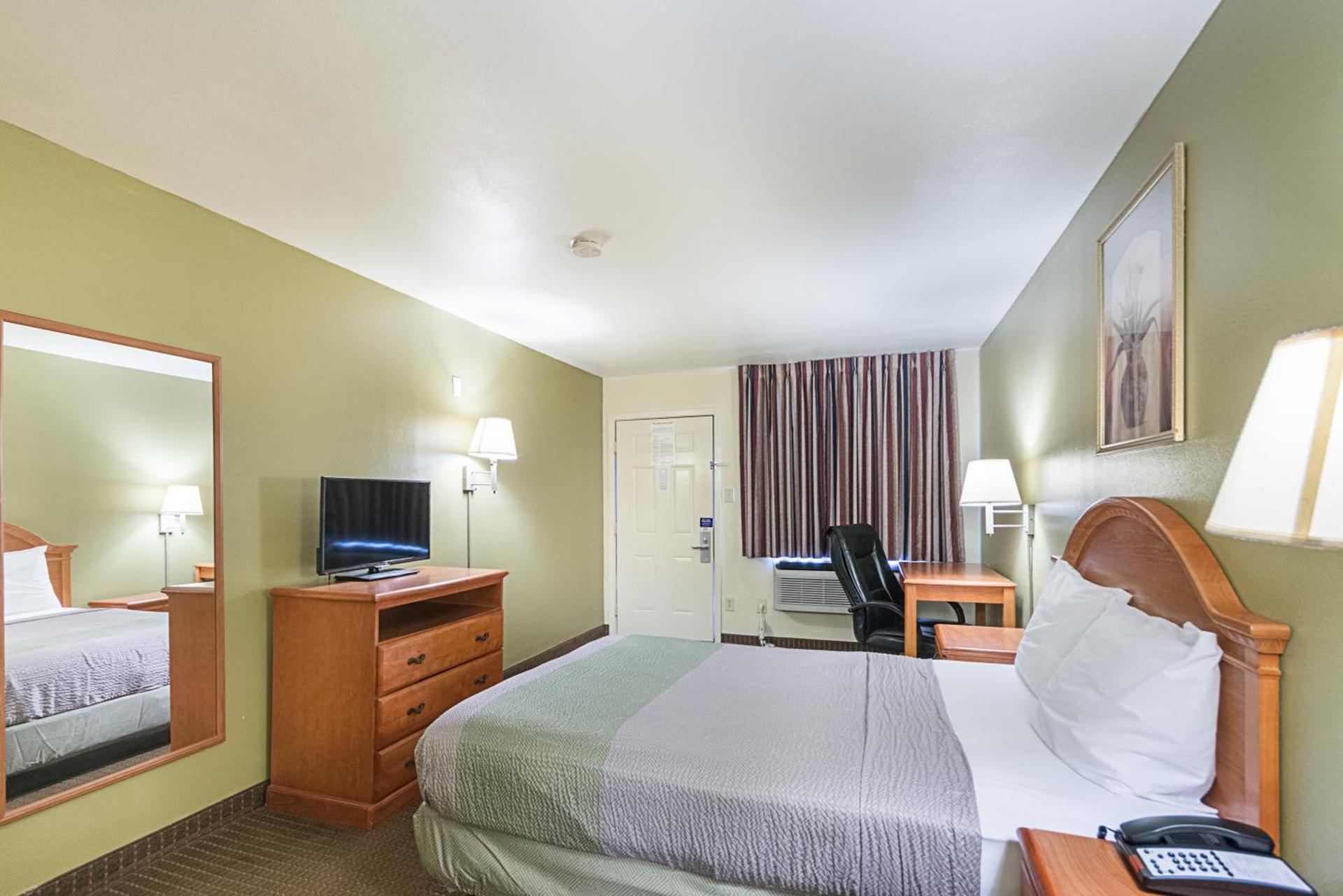 Motel 6-Livingston, TX photo 35