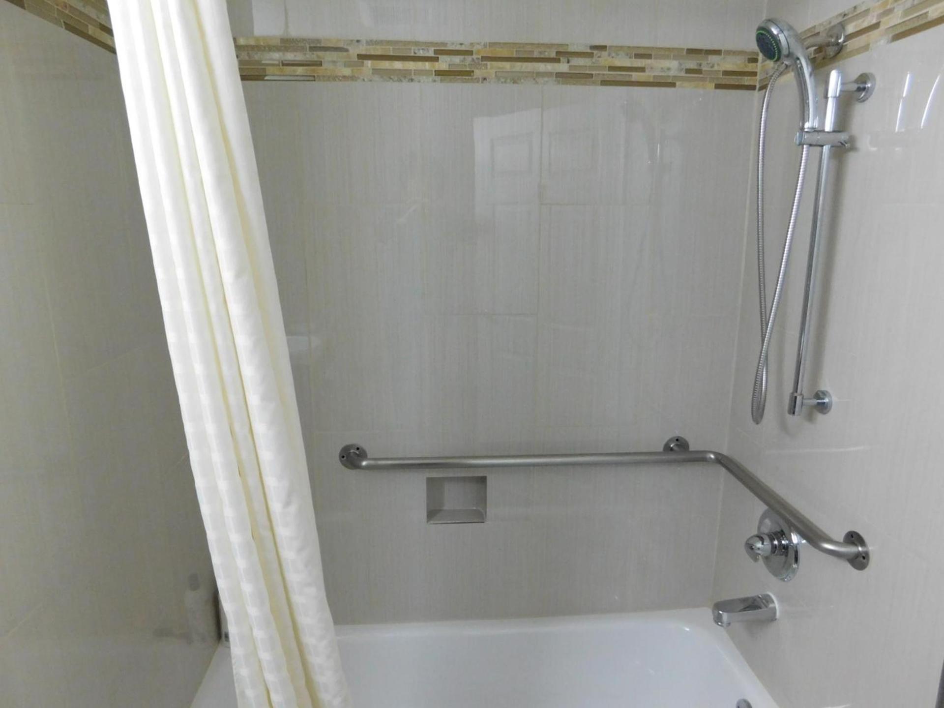 Continental Lodge photo 18